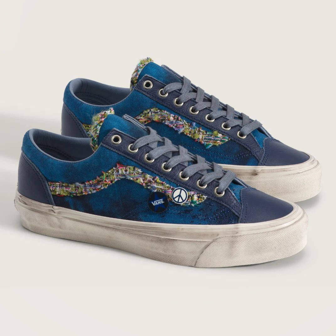 Vans Old Skool 36 Souvenir Navy VN000E8VNVY front