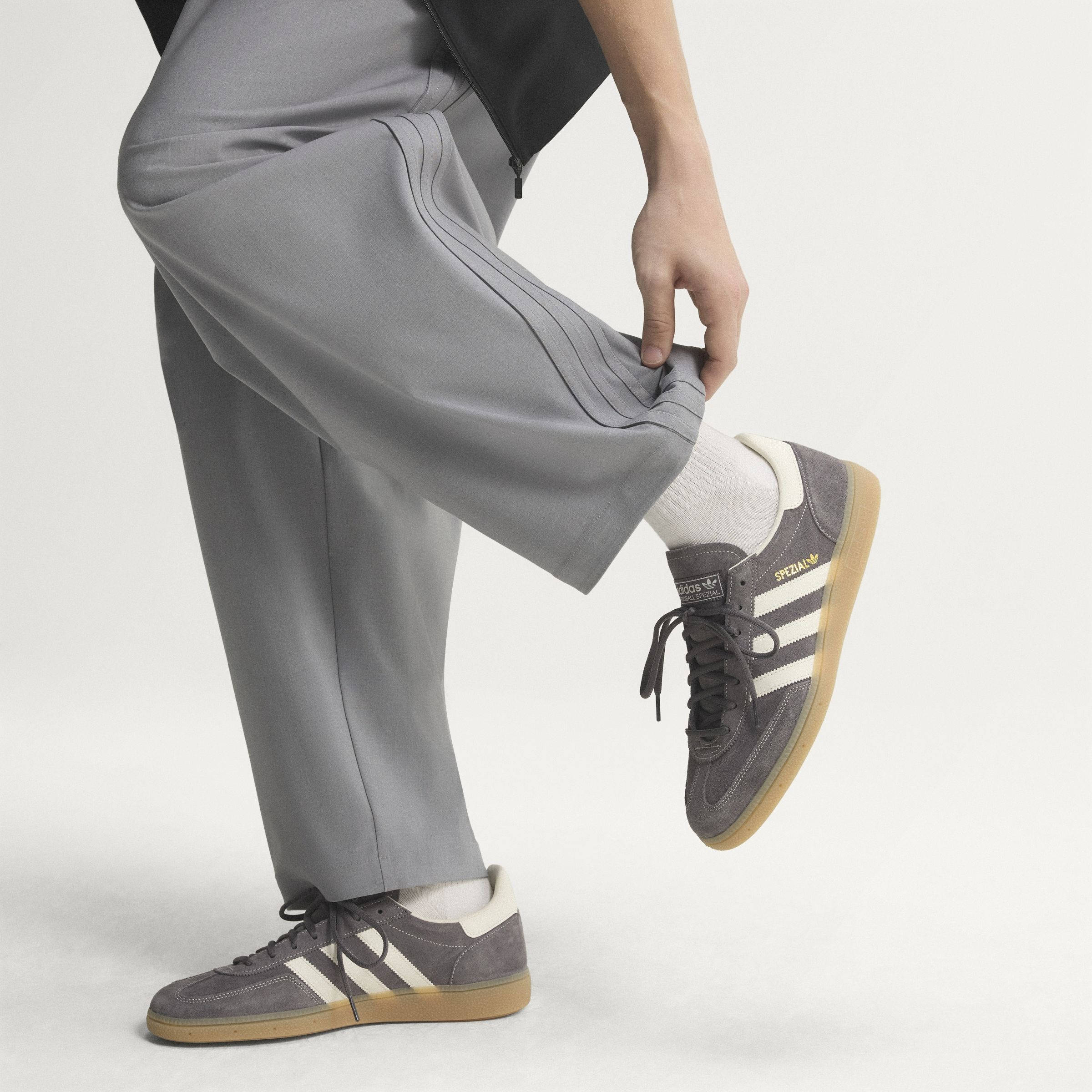 adidas Handball Spezial Grey Strata Gum KZ6705 on foot front
