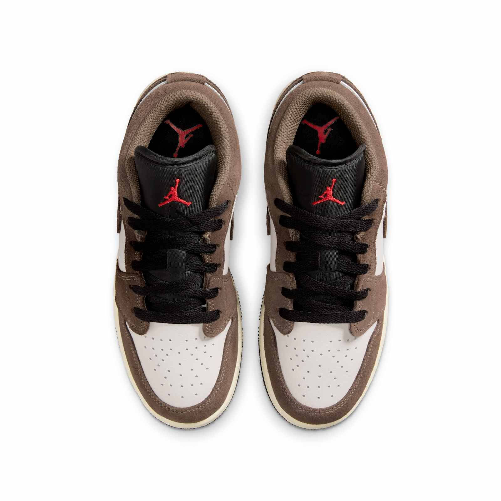 Air Jordan 1 Low GS Palomino Sail 553560-200 middle