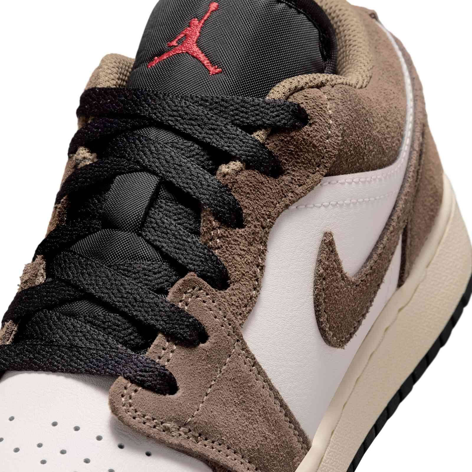 Air Jordan 1 Low GS Palomino Sail 553560-200 side