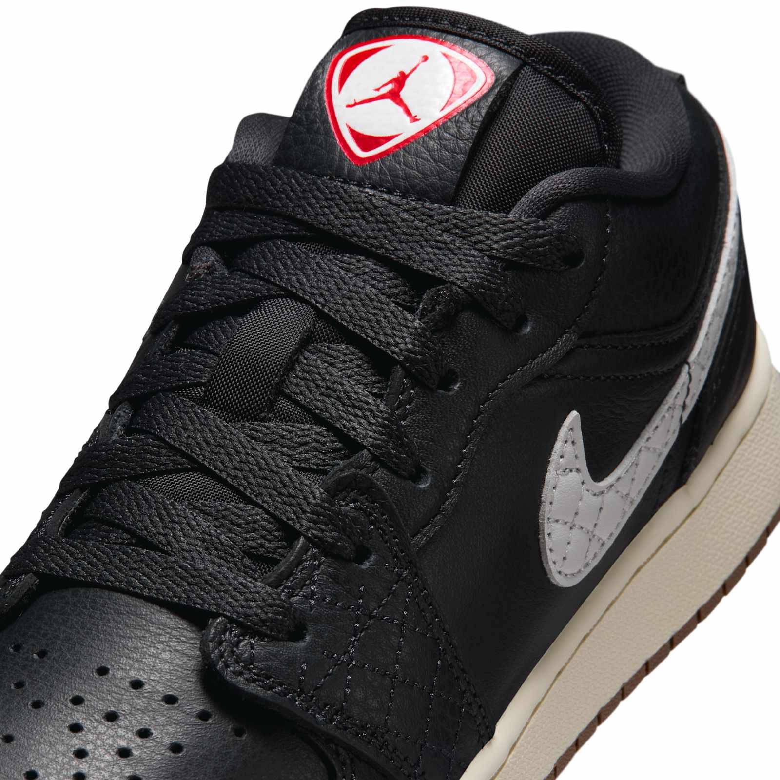 Air Jordan 1 Low SE GS Off-Noir Sail IR1142-001 side