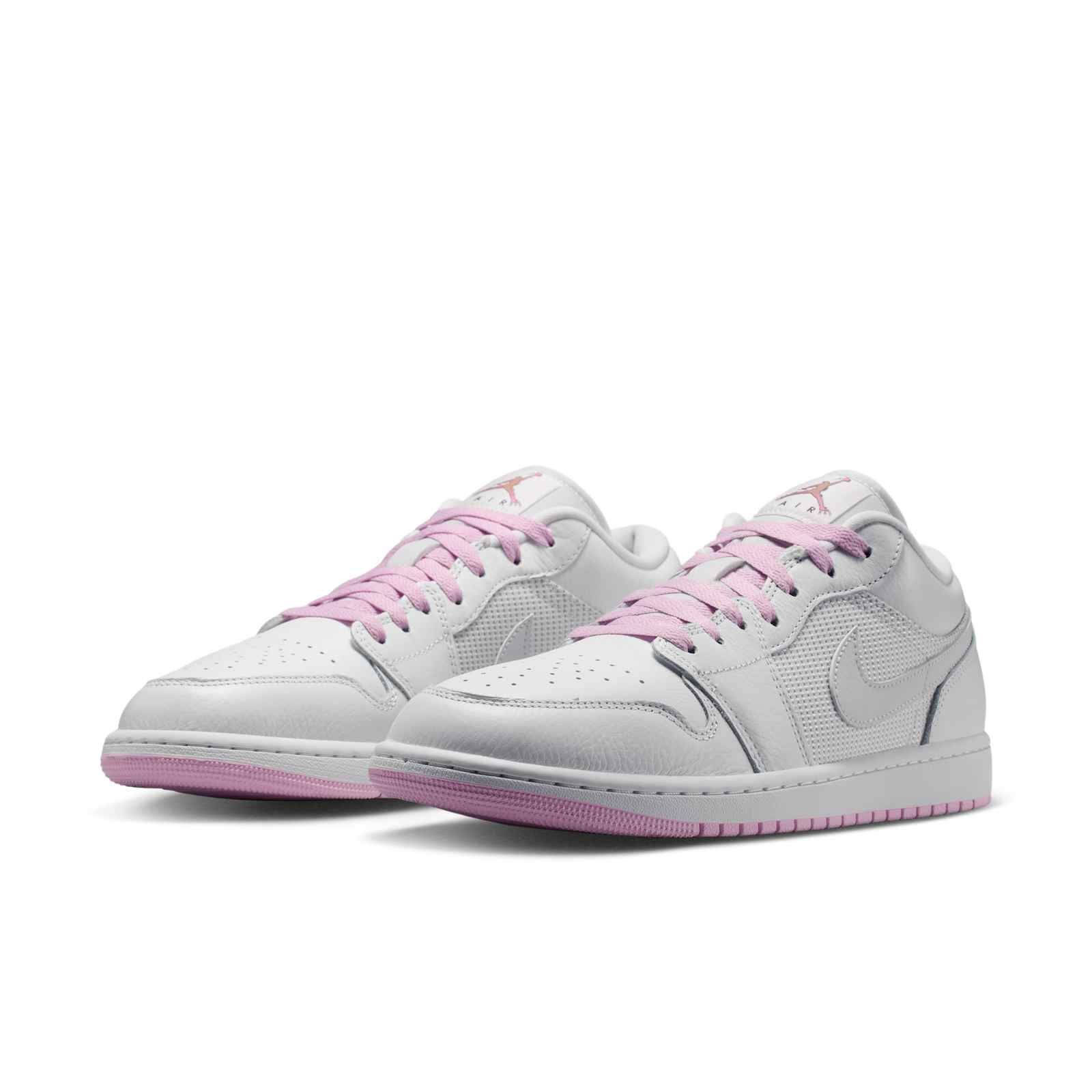 Air Jordan 1 Low SE Light Arctic Pink Silver IO2048-100 front