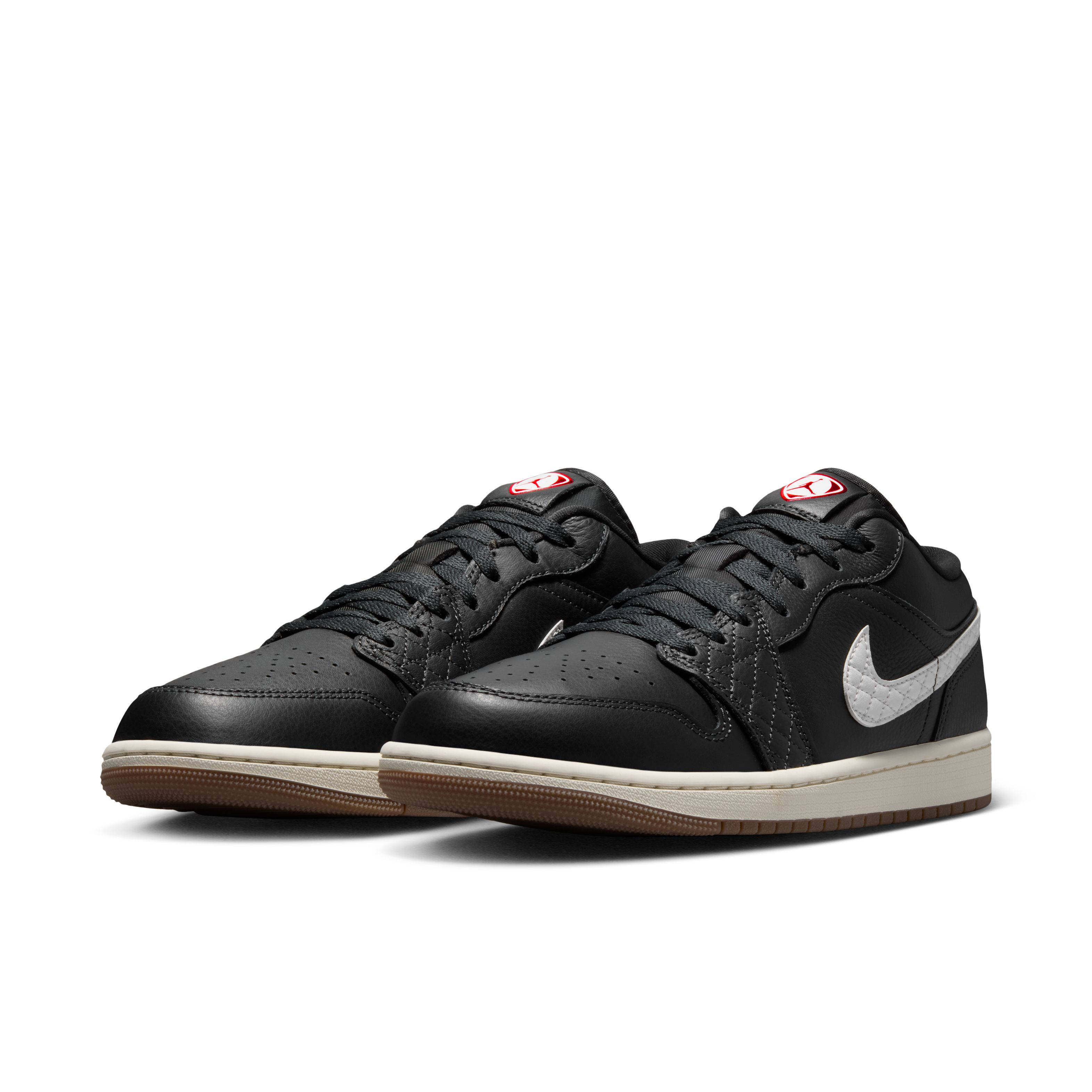 Air Jordan 1 Low SE Off-Noir Sail IO2047-001 front