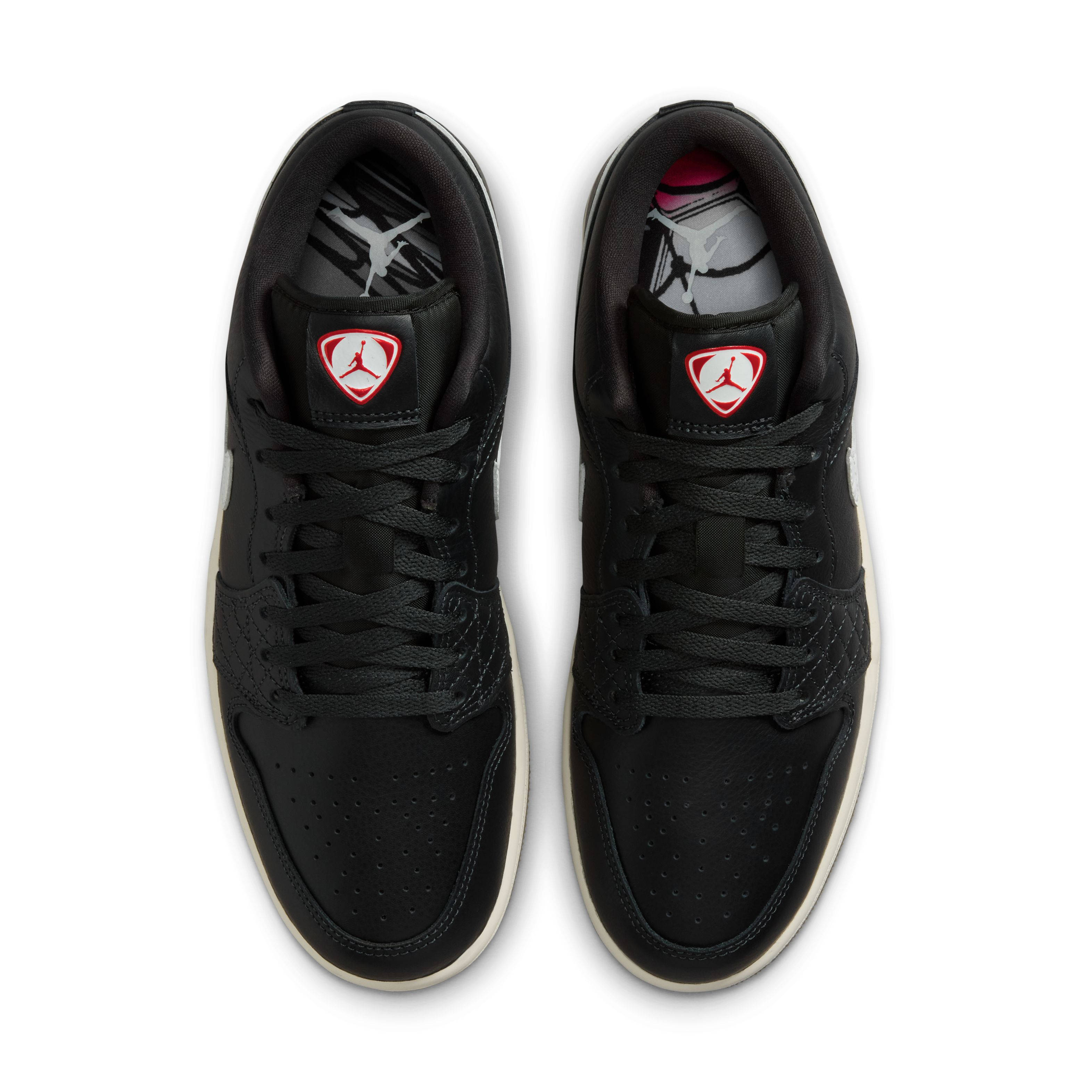 Air Jordan 1 Low SE Off-Noir Sail IO2047-001 middle
