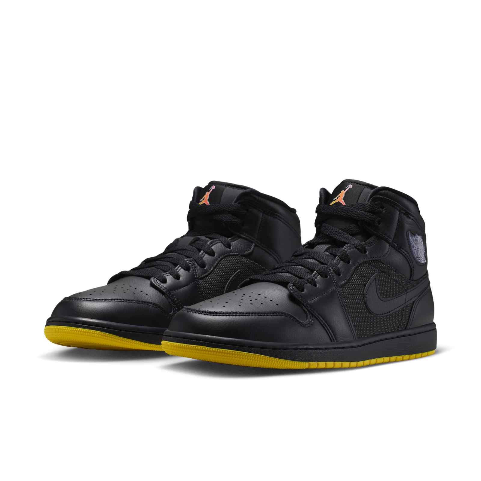 Air Jordan 1 Mid SE Black Opti Yellow IO2052-001 front