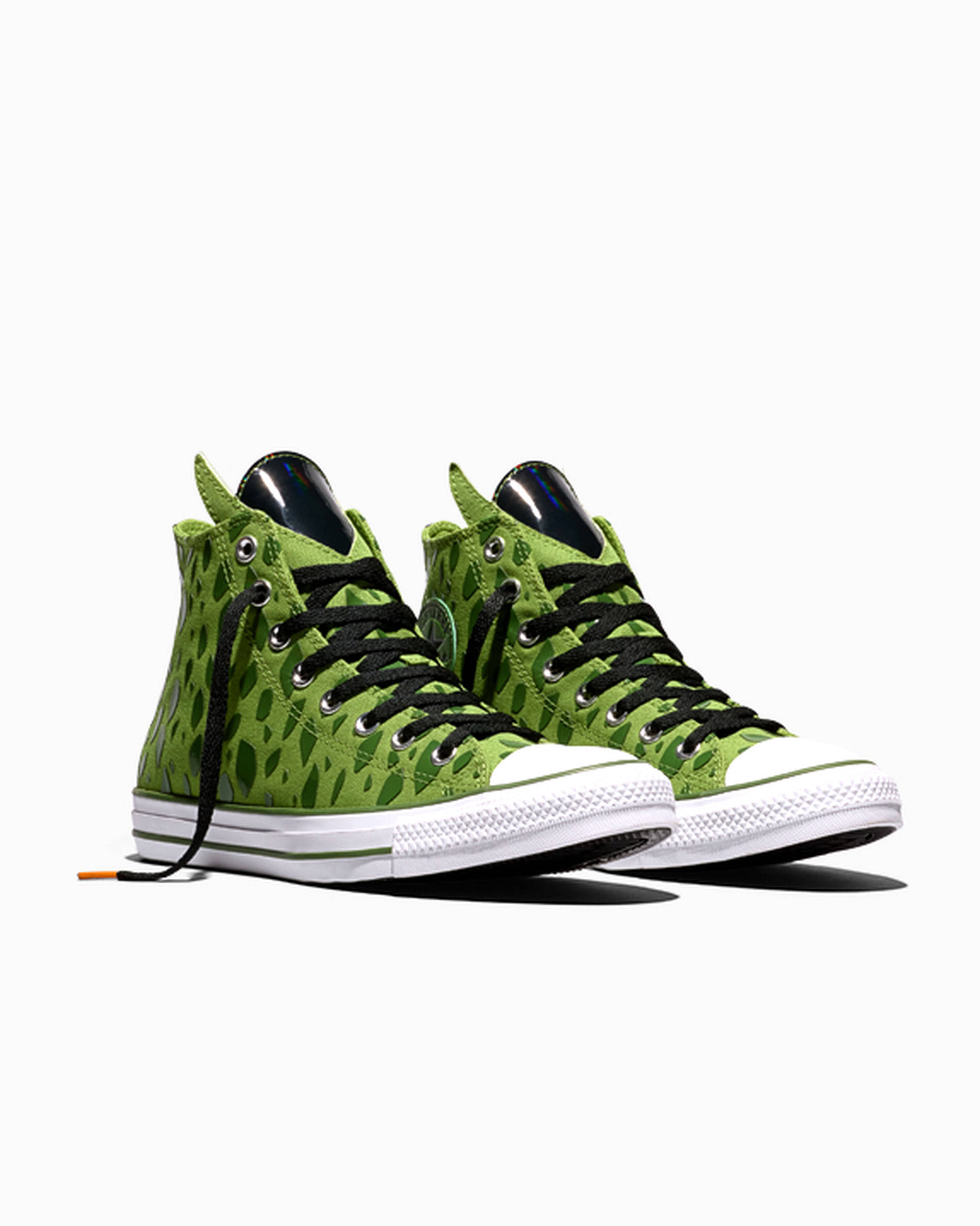 Dragon Ball Z x Converse Chuck Taylor All Star Cell Pair