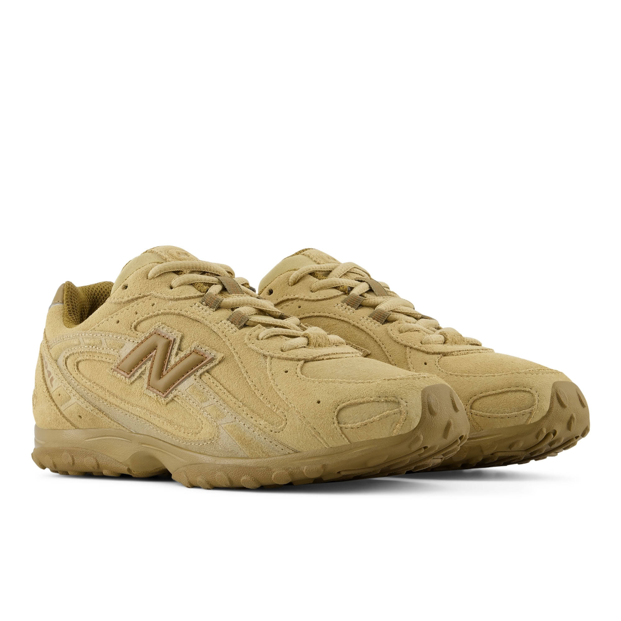 New Balance 204L Quicksand Bark Pair