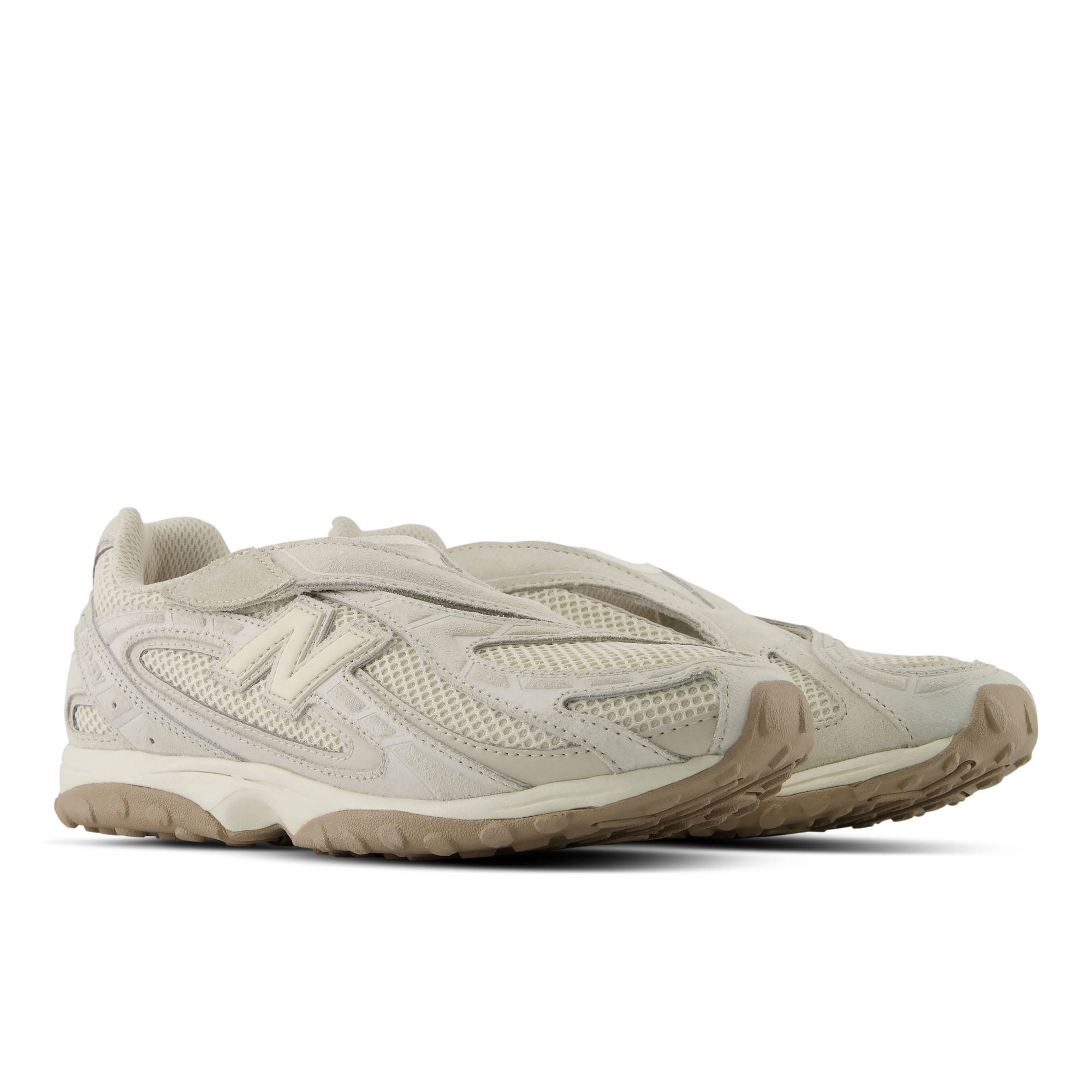 New Balance 204V Cream Pair