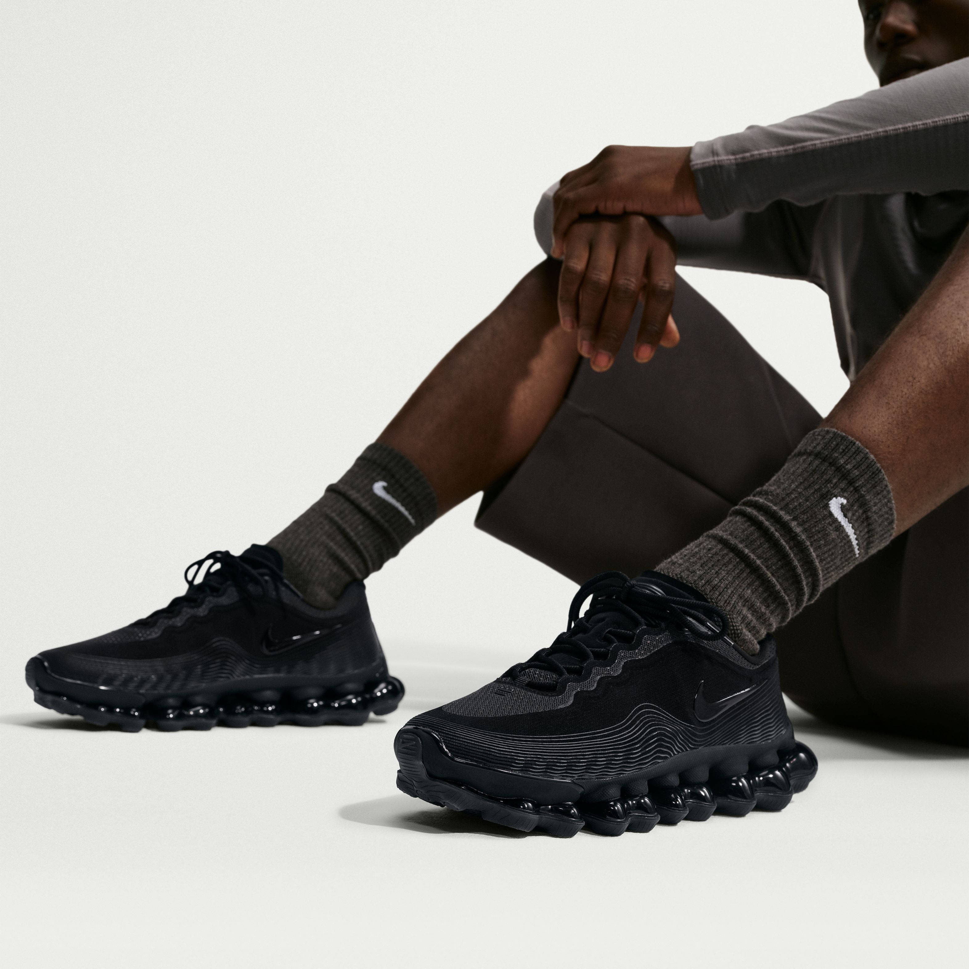 Nike Air Liquid Max Black Anthracite IQ7635-003 on foot