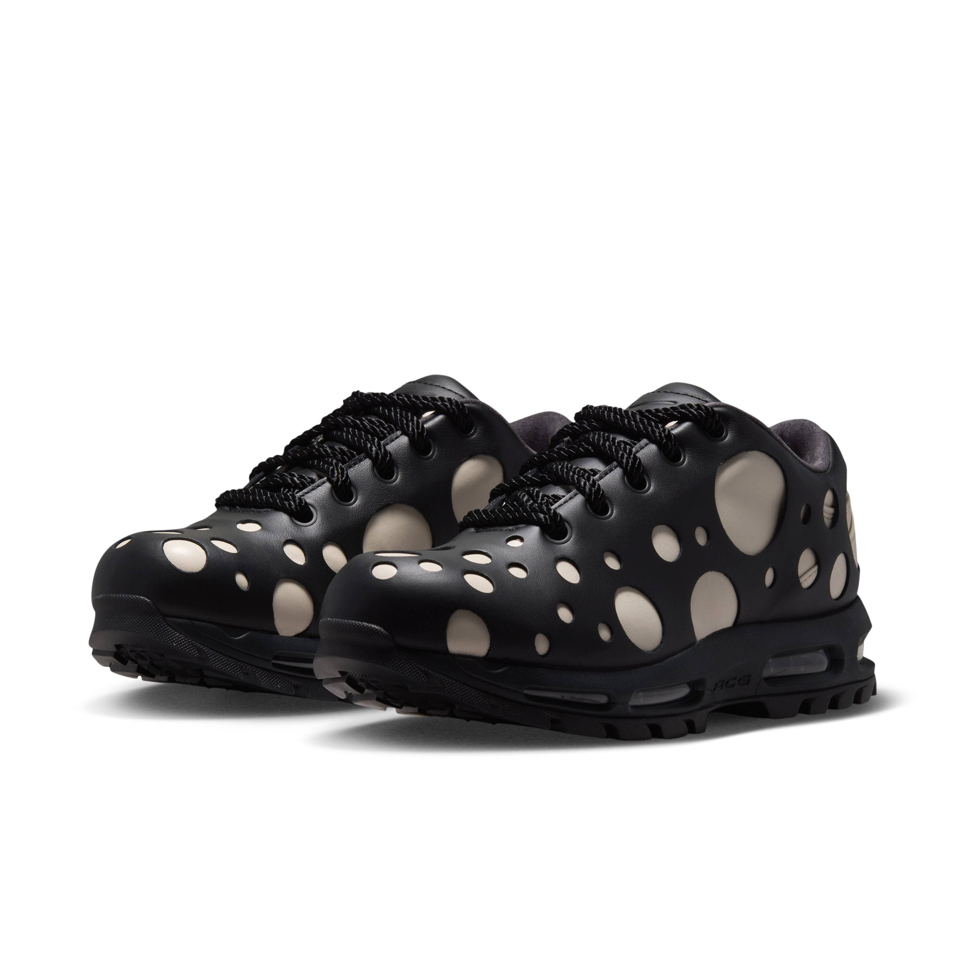 Nike Air Max Goadome Low Cut Out Pack Polka Dot Orewood IR2174-001 front