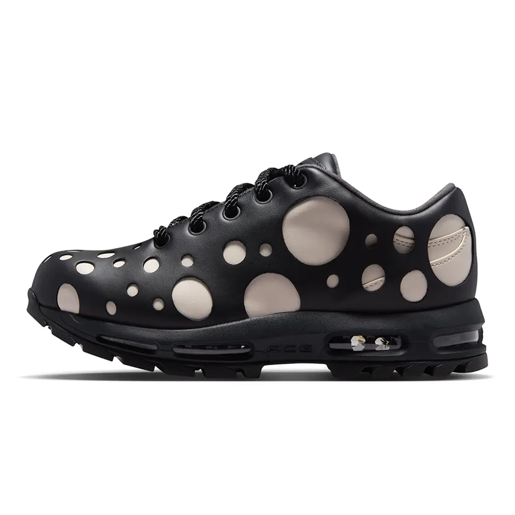 Nike Air Max Goadome Low Polka Dot Orewood lateral view showing Light Orewood Brown shell and circular cut-out pattern