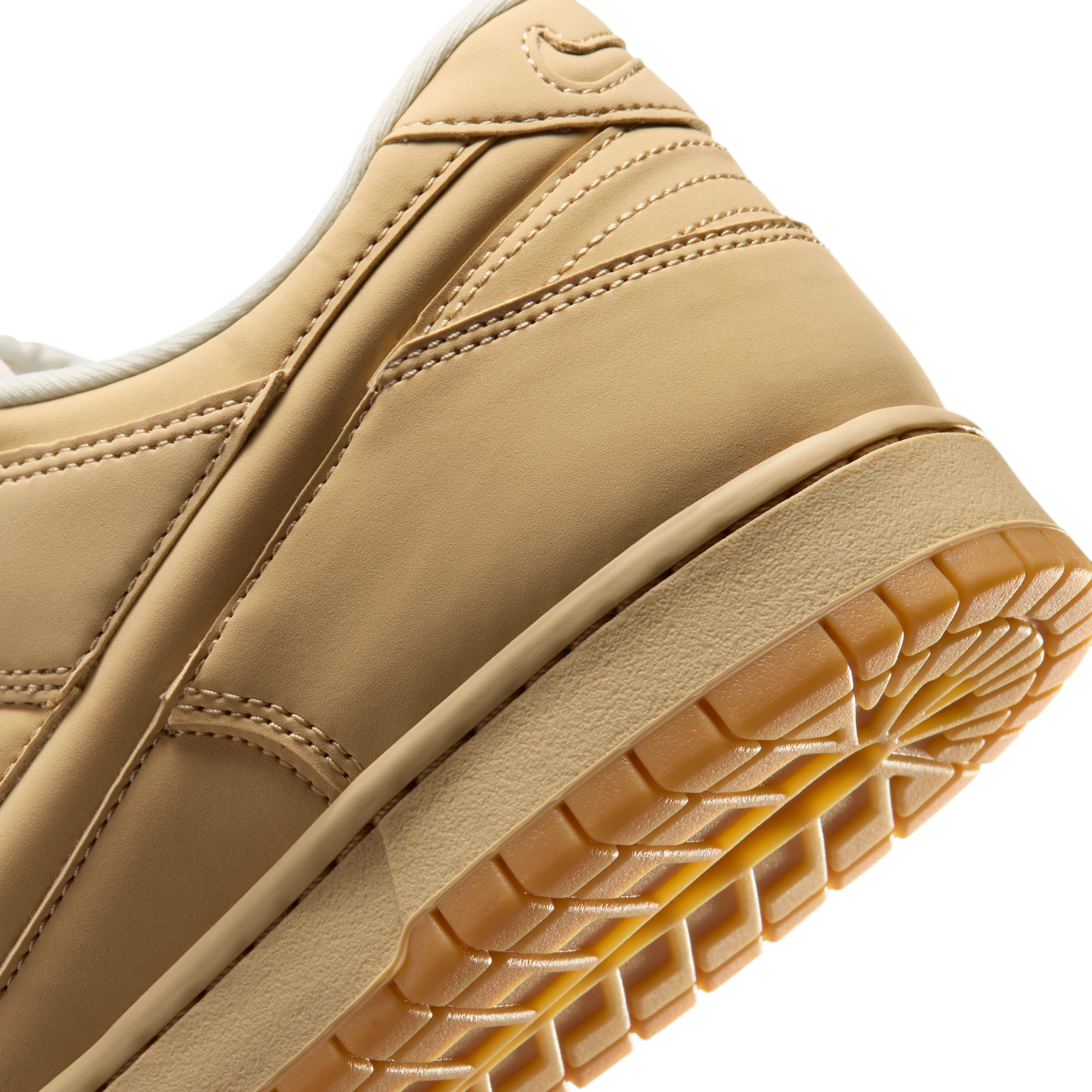 Nike Dunk Low Retro PRM Sesame Detail 1