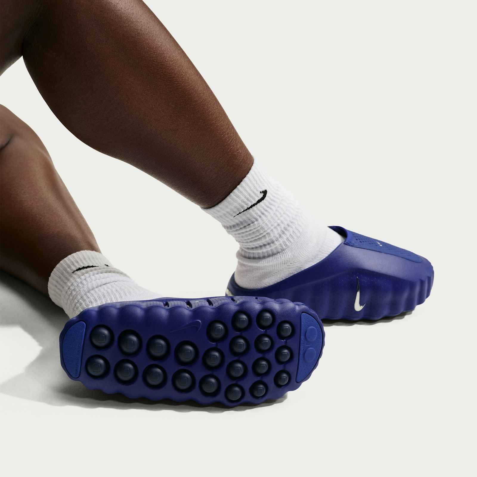 Nike Mind 001 Slide Old Royal HQ4309-400 on foot