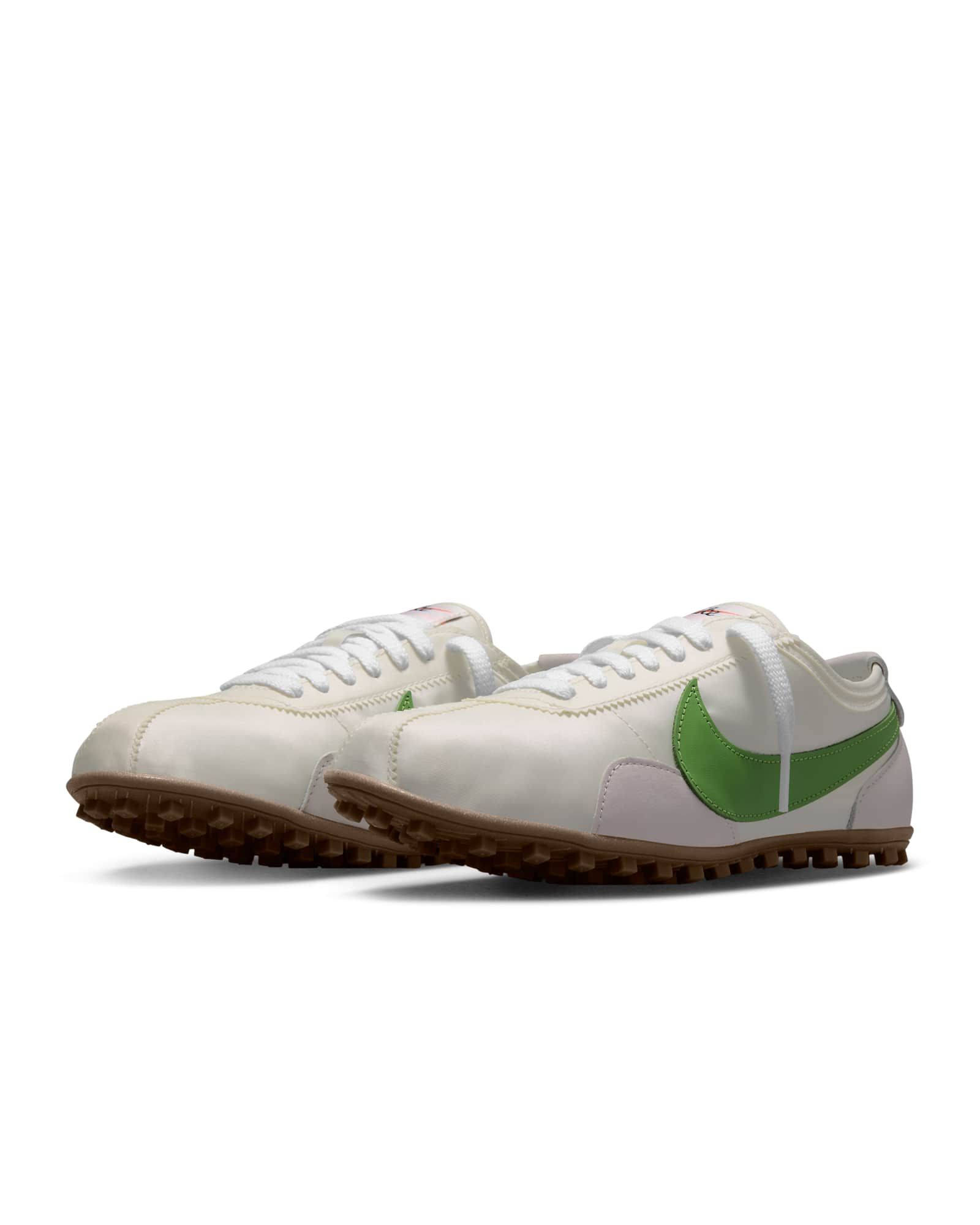 Nike Moon Shoe OG SP Sail Chlorophyll II0407-102 front
