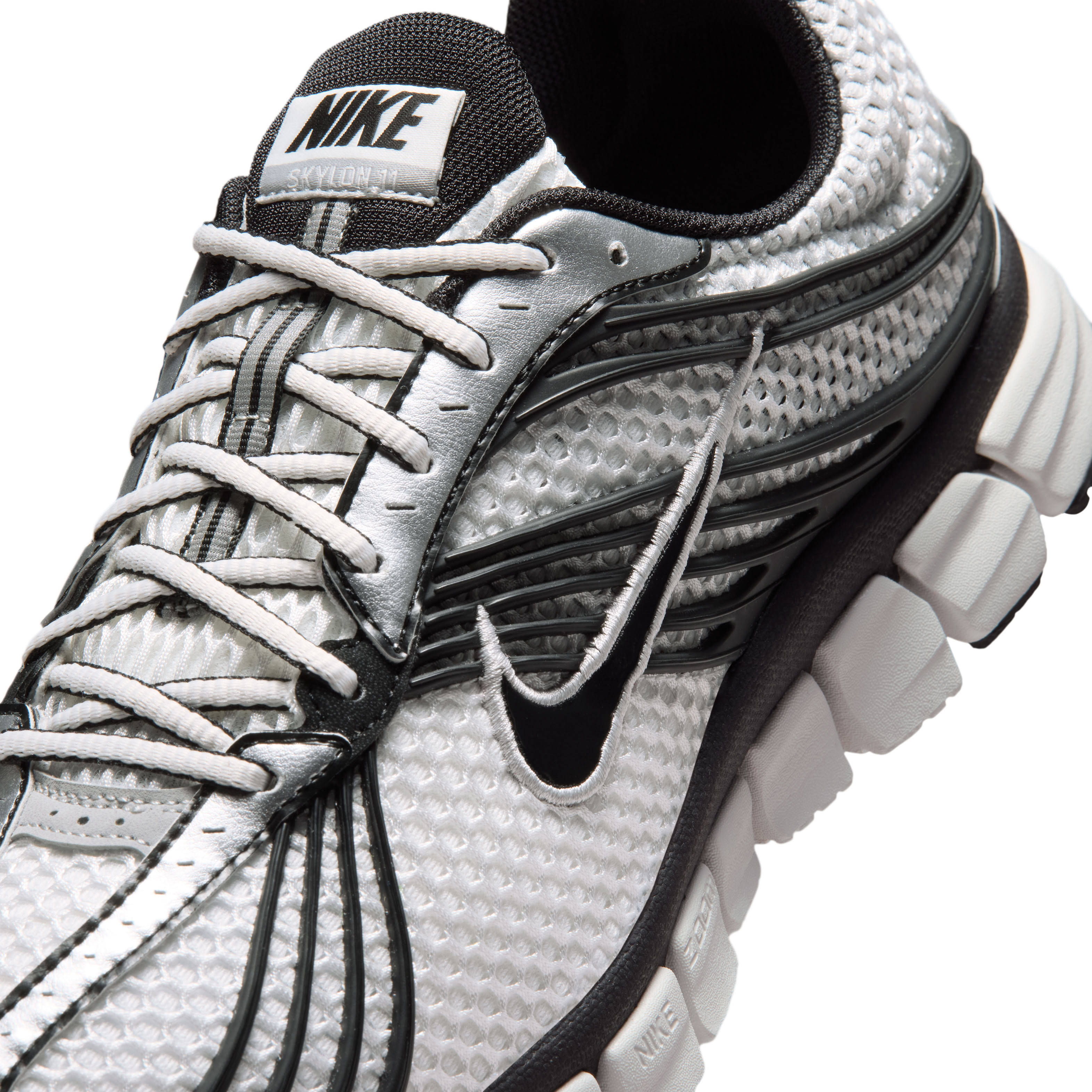 Nike Zoom Skylon 11 White Black Light Smoke Grey Detail
