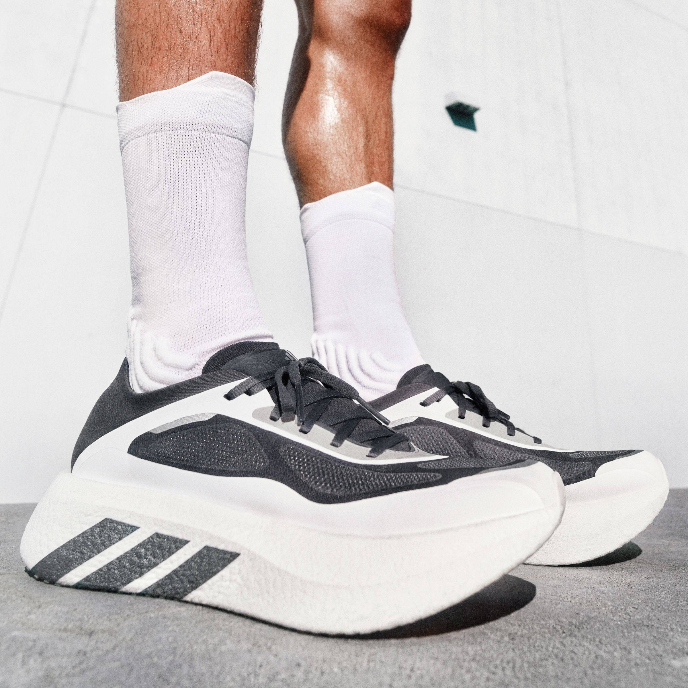 adidas Hyperboost Run White Aurora Onix KH8132 on foot