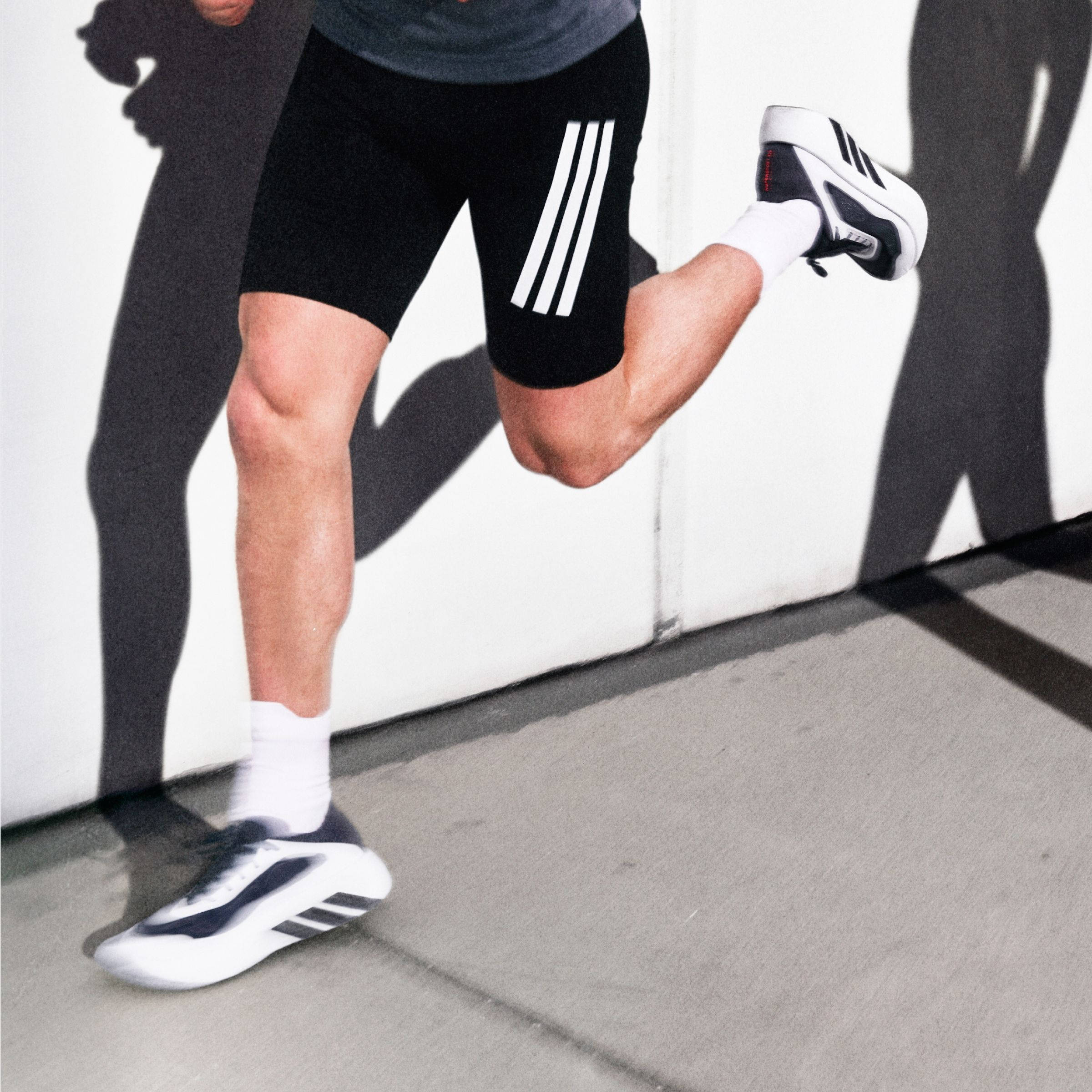 adidas Hyperboost Run White Aurora Onix KH8132 running
