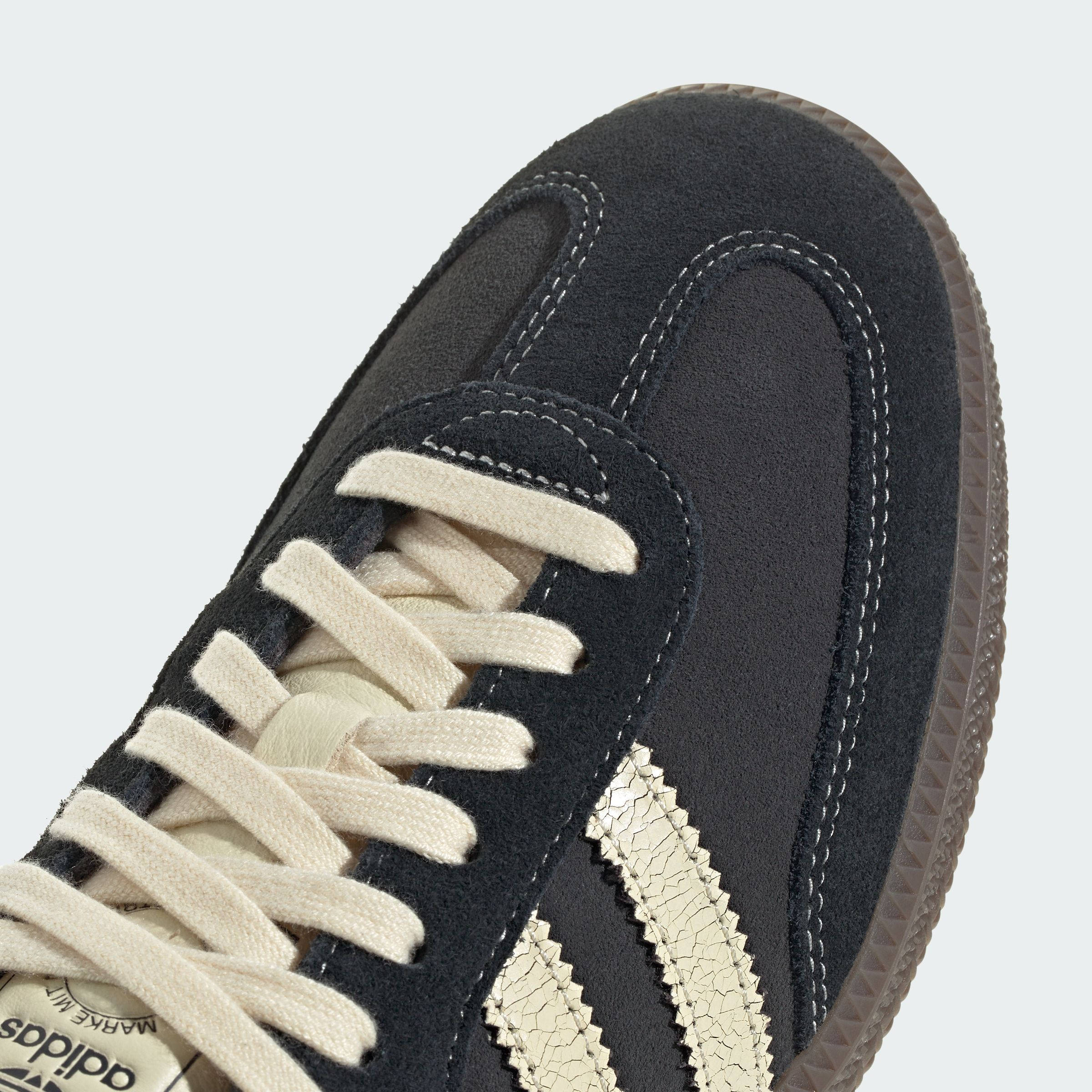 adidas Samba OG Carbon Warm Vanilla KK2268 toe