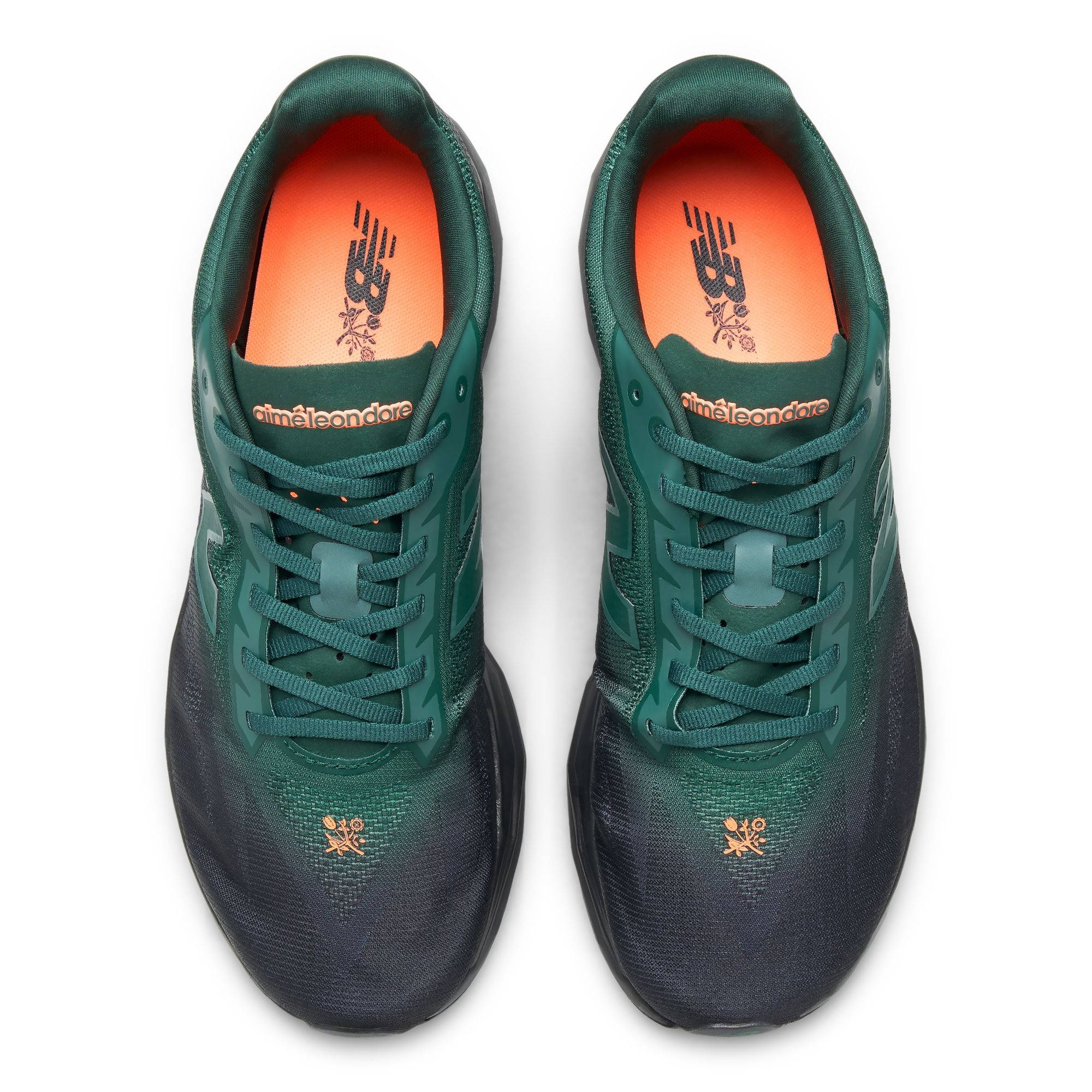 Aimé Leon Dore x New Balance SC Elite V5 Nordic Green middle