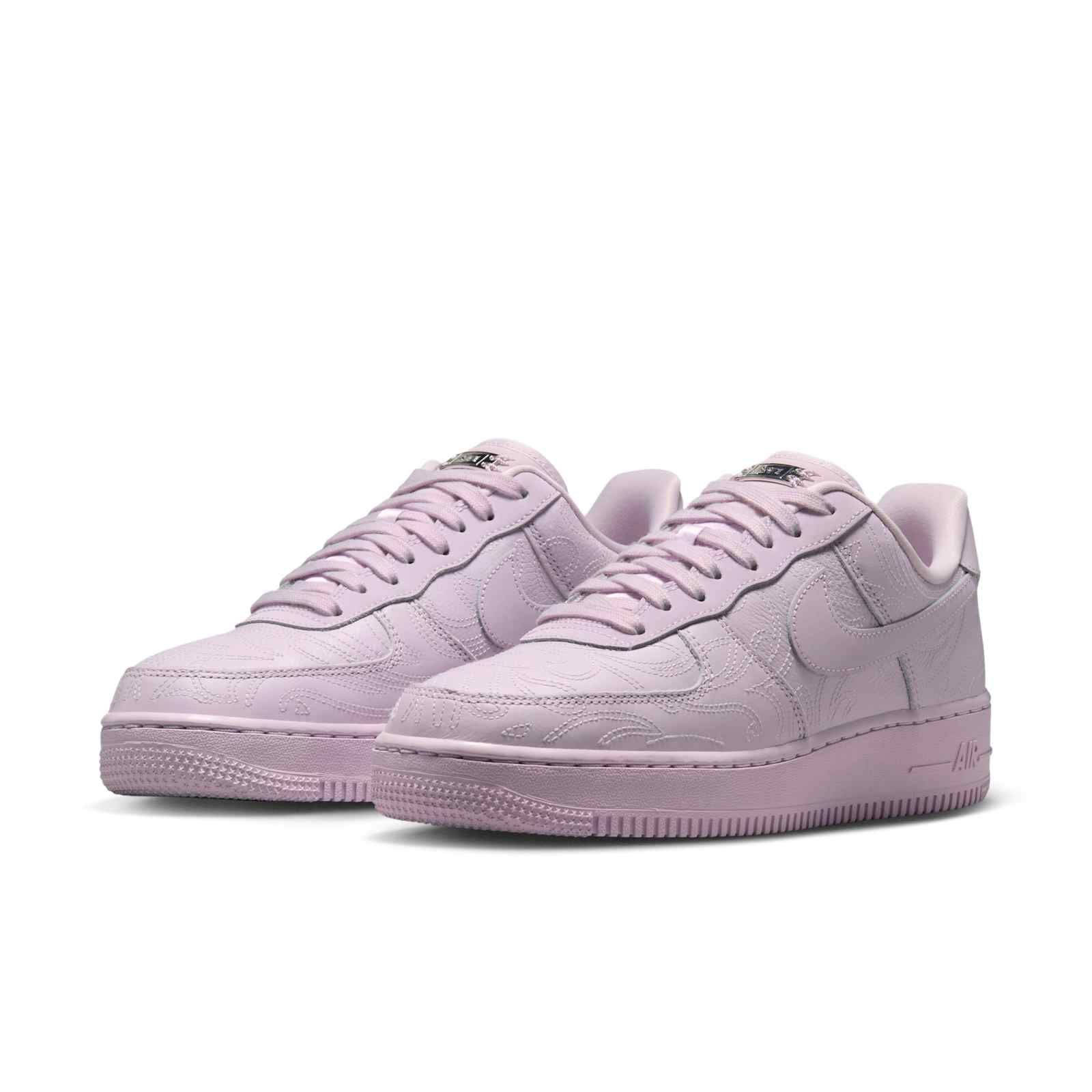 Nike Air Force 1 07 Bleached Lilac IO4842-500 front