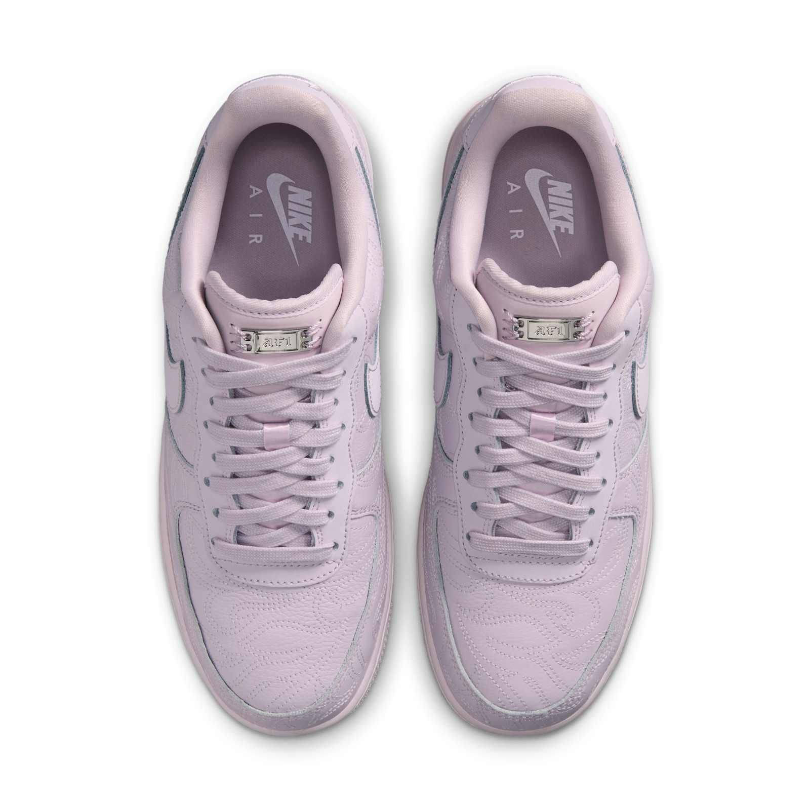 Nike Air Force 1 07 Bleached Lilac IO4842-500 middle