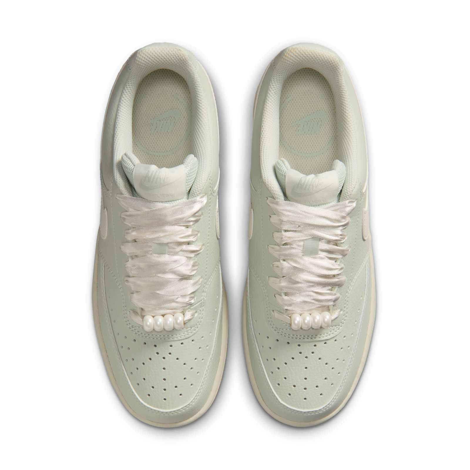 Nike Court Vision Low Spruce Aura Sail IB6652-002 middle