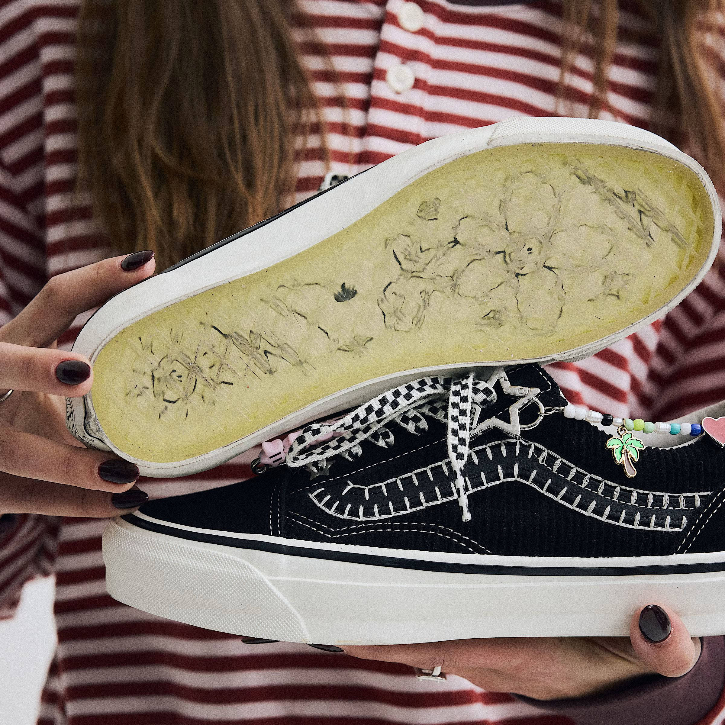 Vans Old Skool Premium Cocona Black VN000EGYBPR on hand
