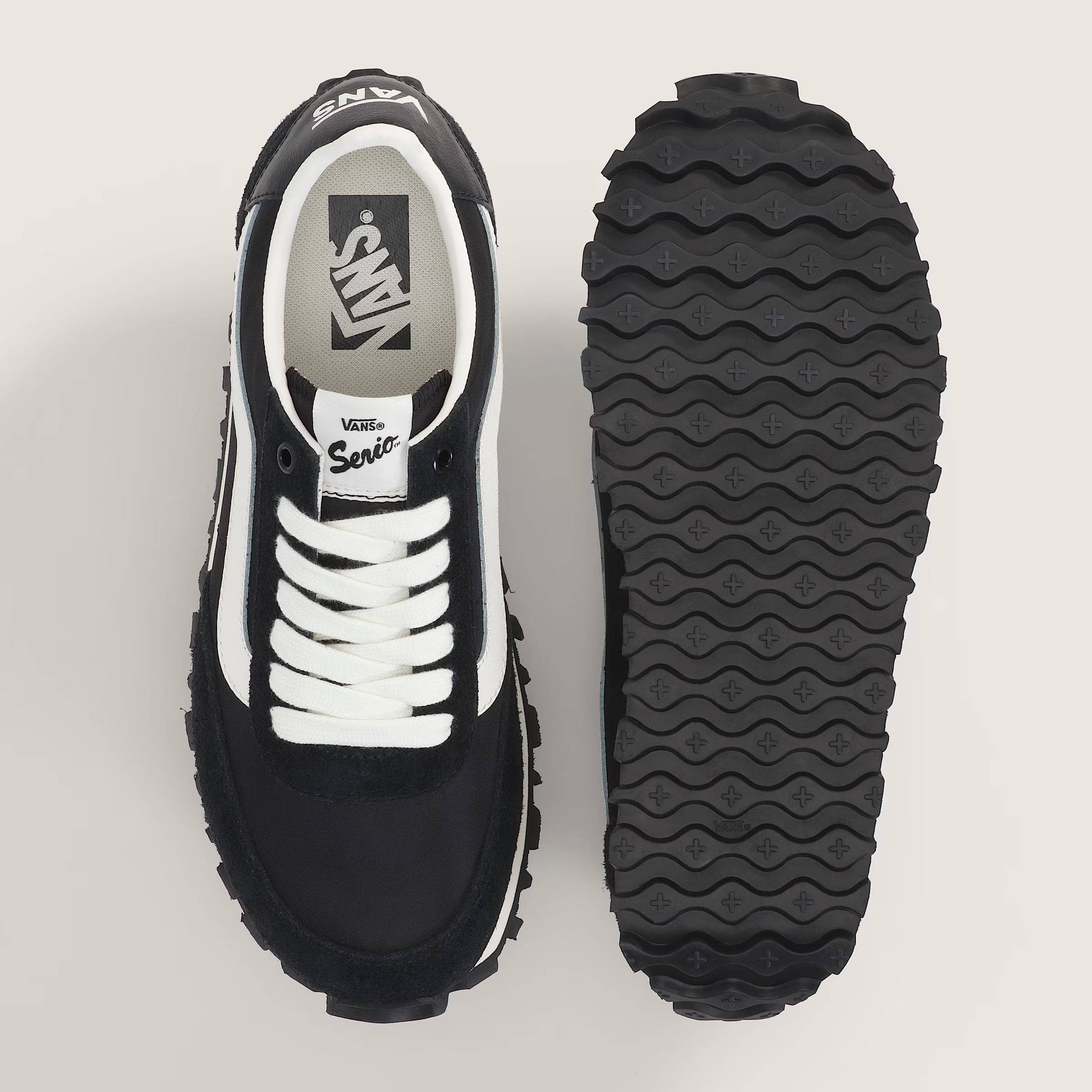 Vans Style 152 Premium Black White VN0010VECJK middle