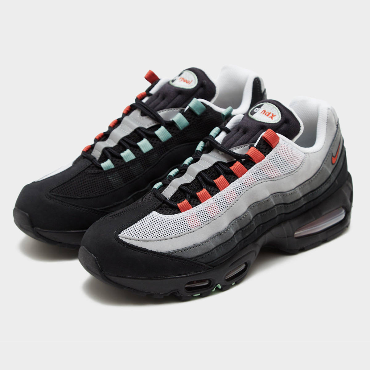 Nike Air Max 95 Liverpool JD Exclusive Pair