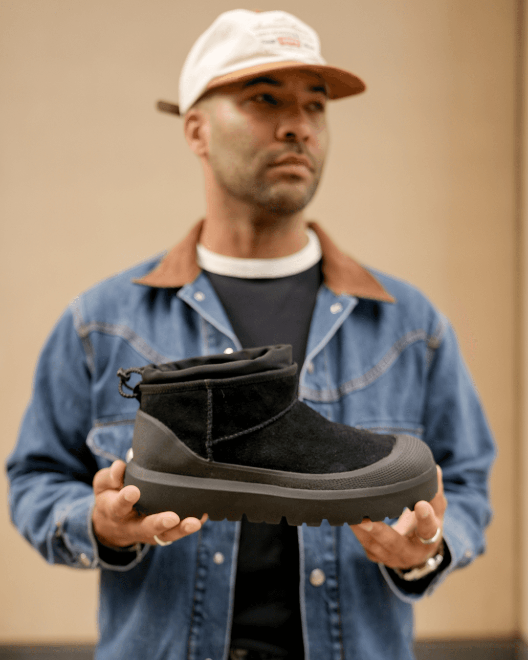 Men's Classic Ultra Mini Weather Hybrid Boot Black/Black | Outfit