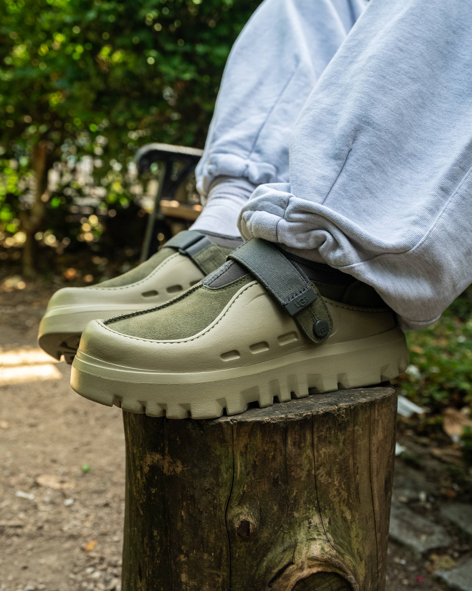 UGG PeakMod Lowcut Dark Olive | Details