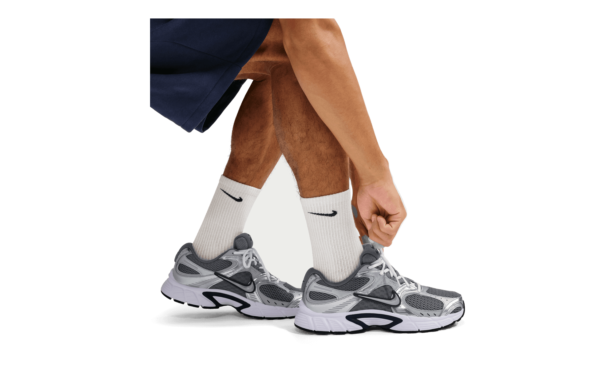 Nike V5 RNR Smoke Grey Navy HJ5228-016 on foot