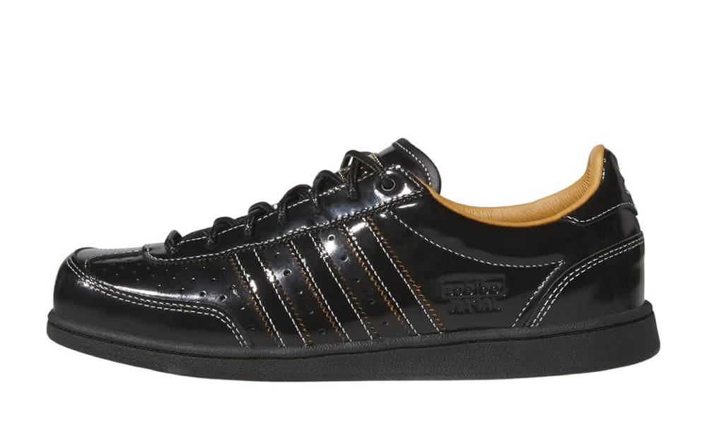 A Ma Maniére x adidas Japan Square Toe Black KZ9541