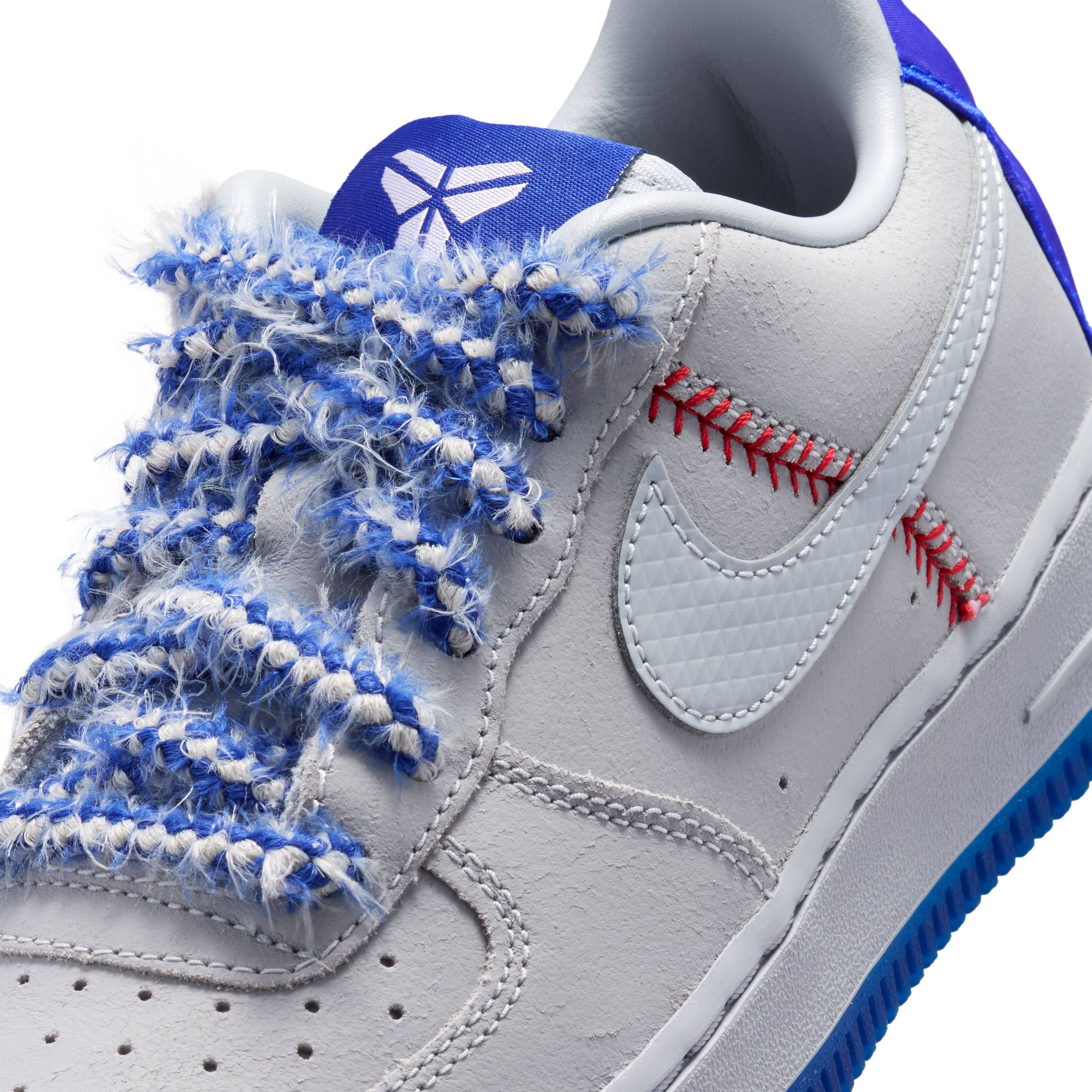 Kobe x Nike Air Force 1 Low GS Dodgers IW2222 001 tongue