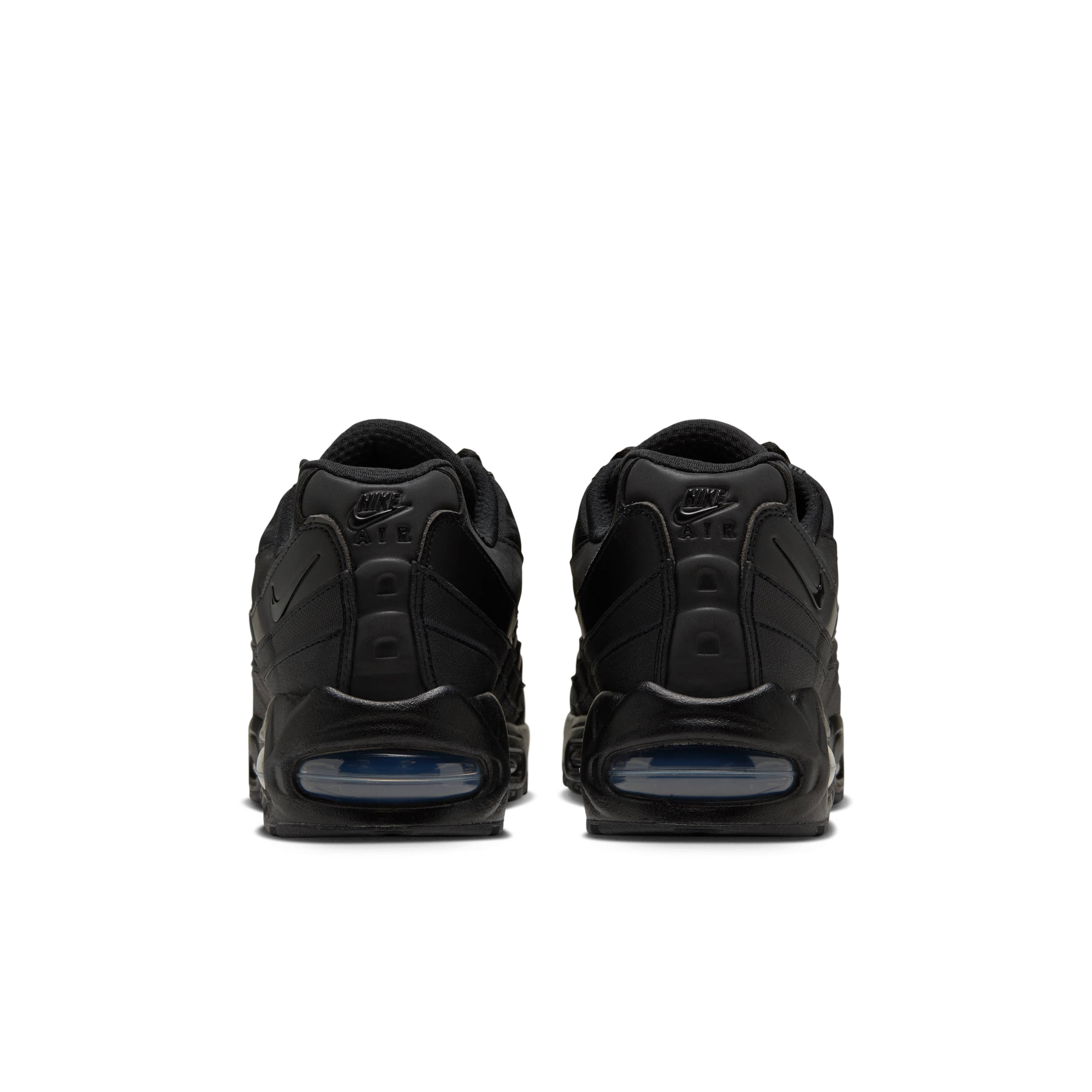 all black air max 95 gore-tex heel shot