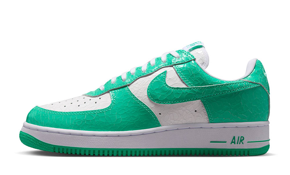 Nike Air Force 1 ’01 Cracked Leather Pack Menta White JA0248-001