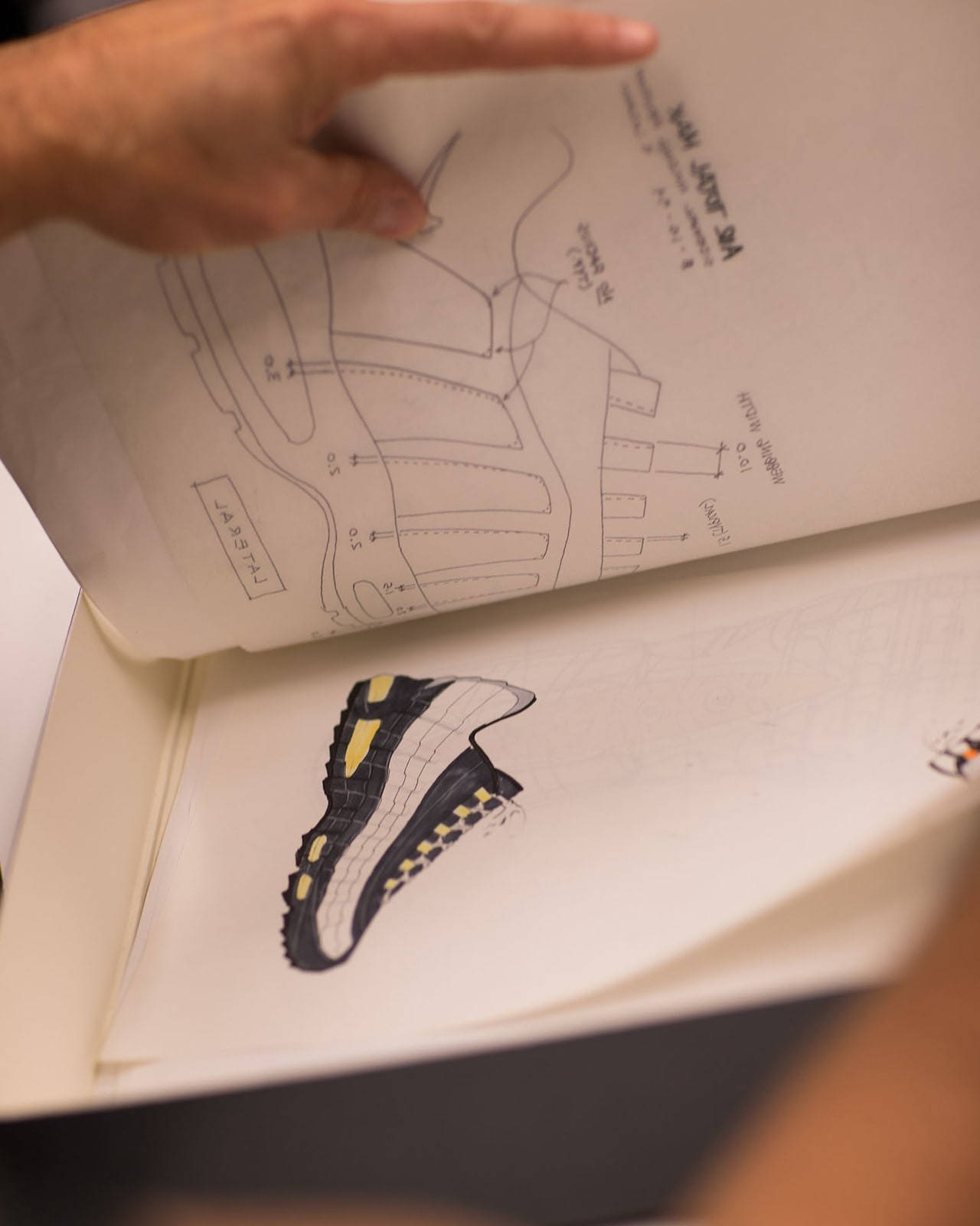 nike air max 95 neon sketch