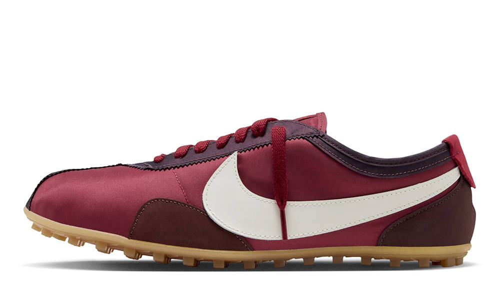 Nike Moon Shoe OG Tough Red Mystic Dates IX3952-600