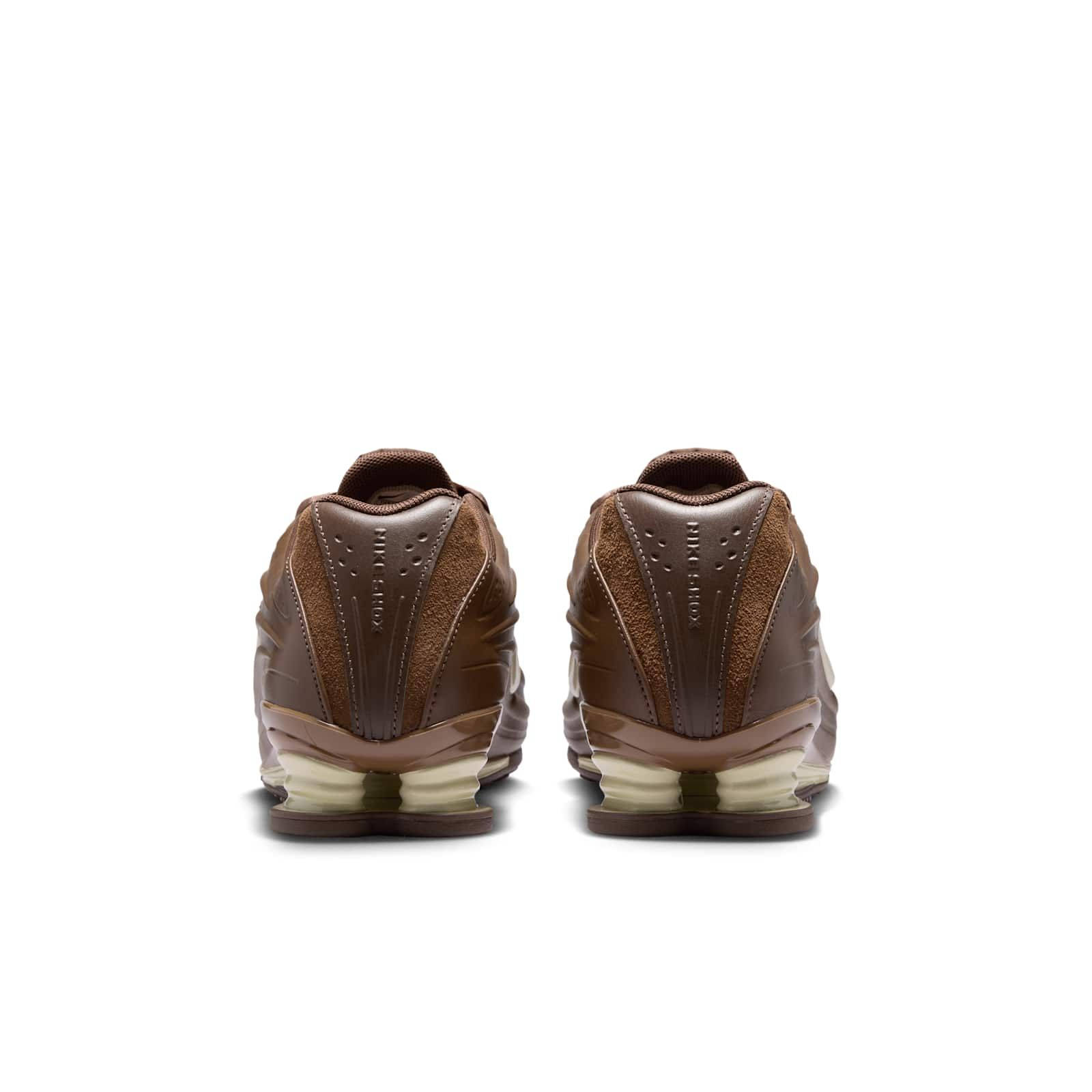Nike Shox Z Cacao Wow Tan HQ2056 202 IV6171 200 back