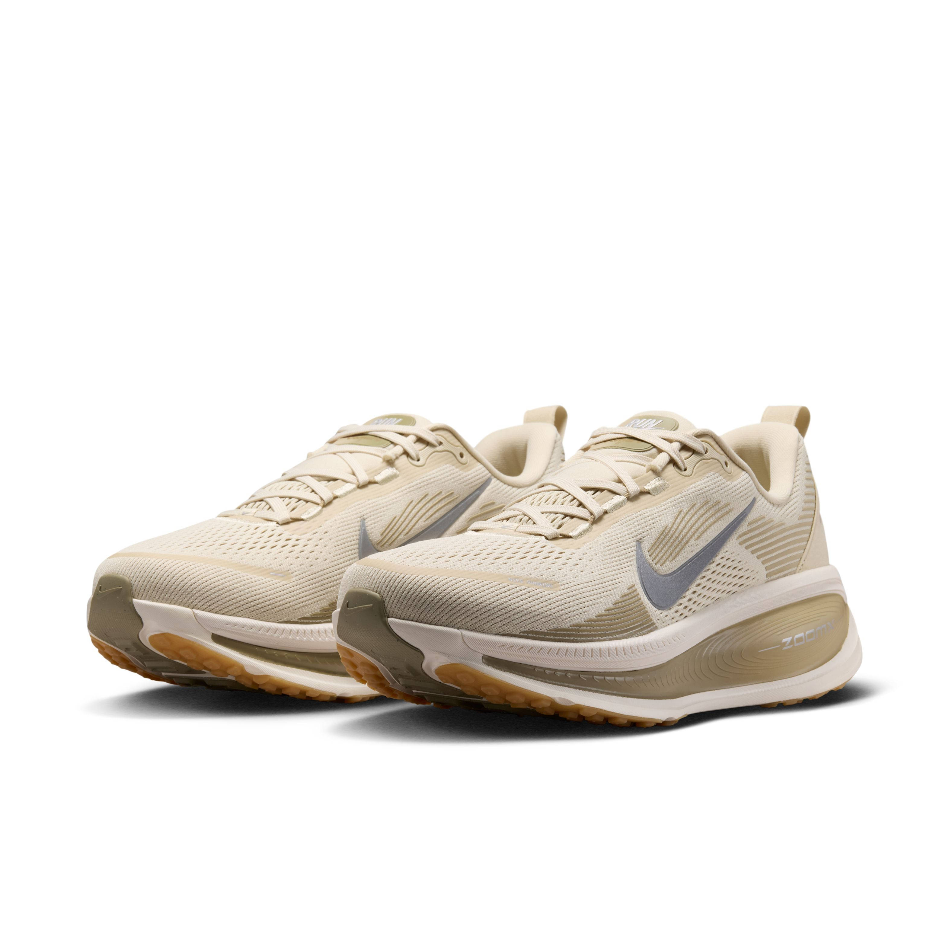 Nike Vomero 18 Light Khaki IM8333 200 front