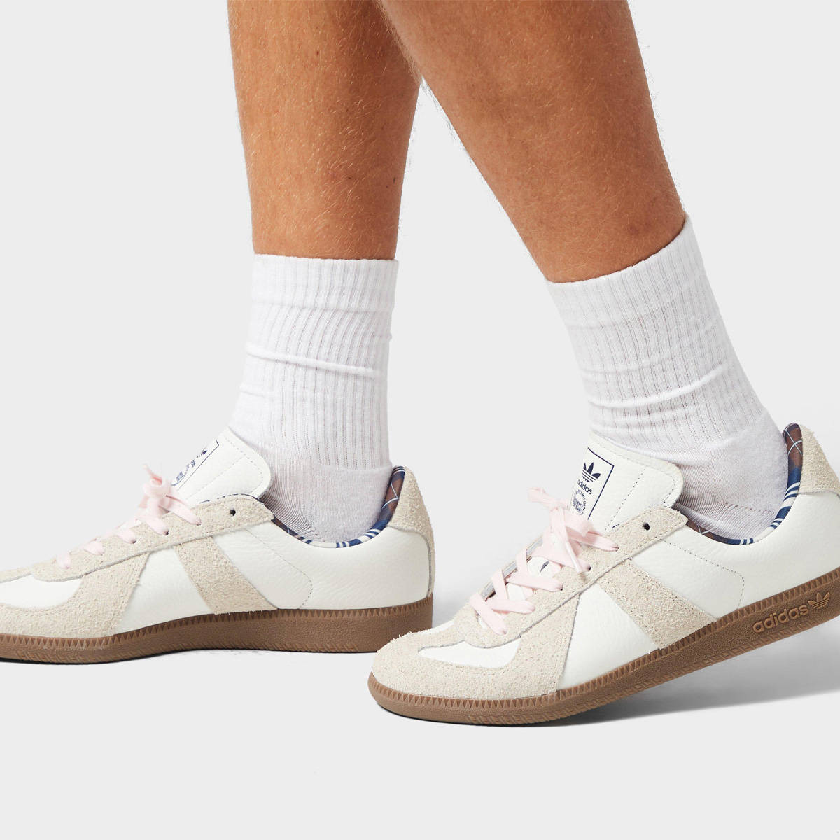 adidas BW Army Court Pack size  Exclusive On Feet