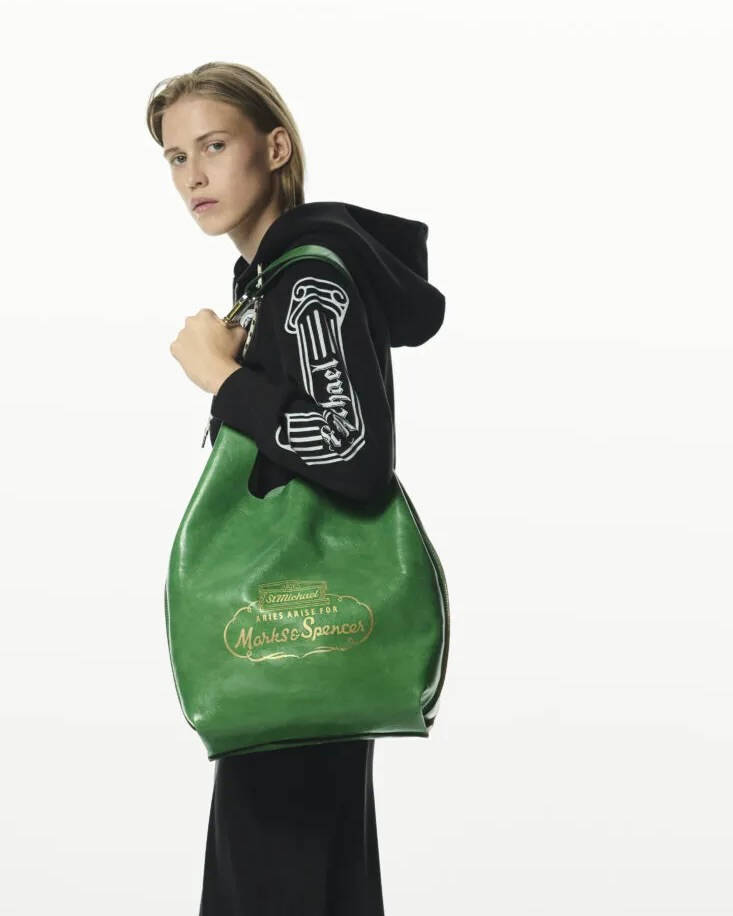 M&S©
