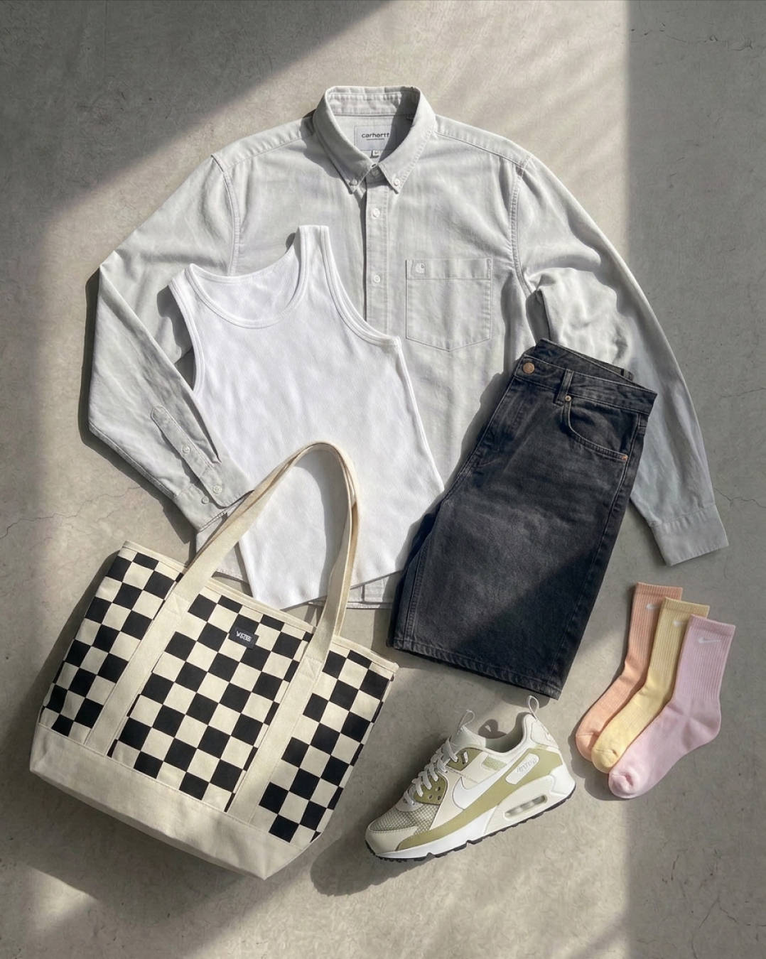 Air Max shorts outfit inspiration