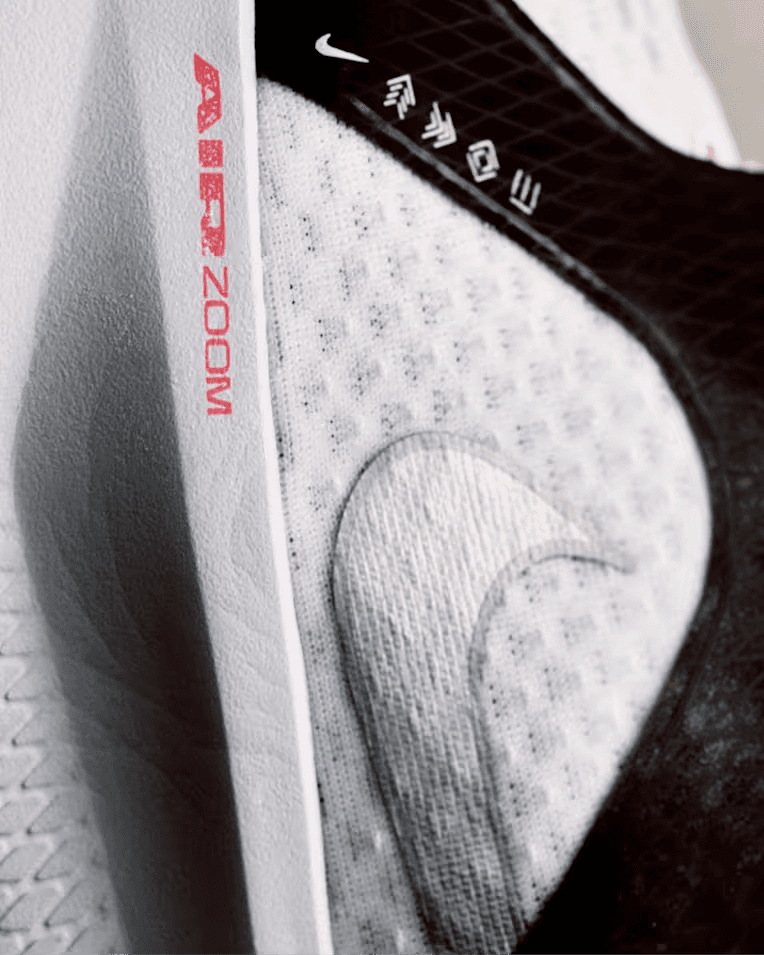 Nike Hyrbid RN close-up