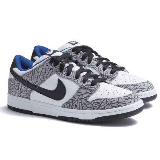 Supreme x Nike SB Dunk Low Blue Elephant Print 2003