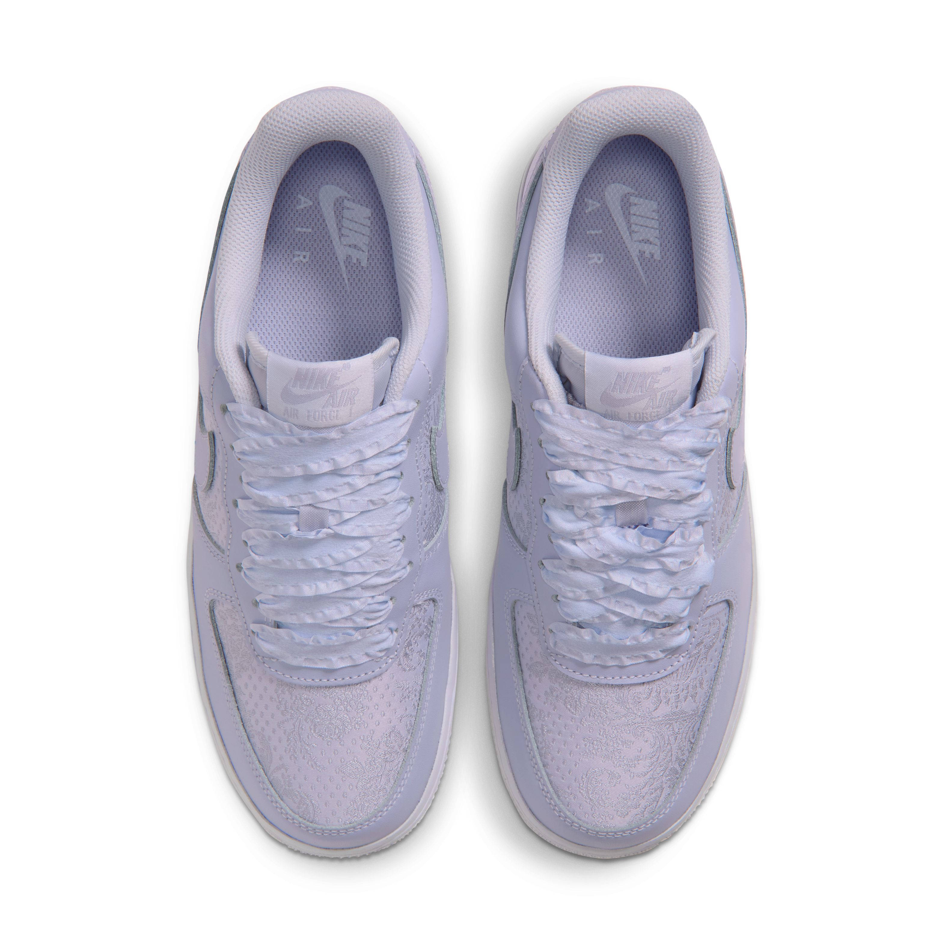 Nike Air Force 1 '07 SE Ghost IX5099 001 middle