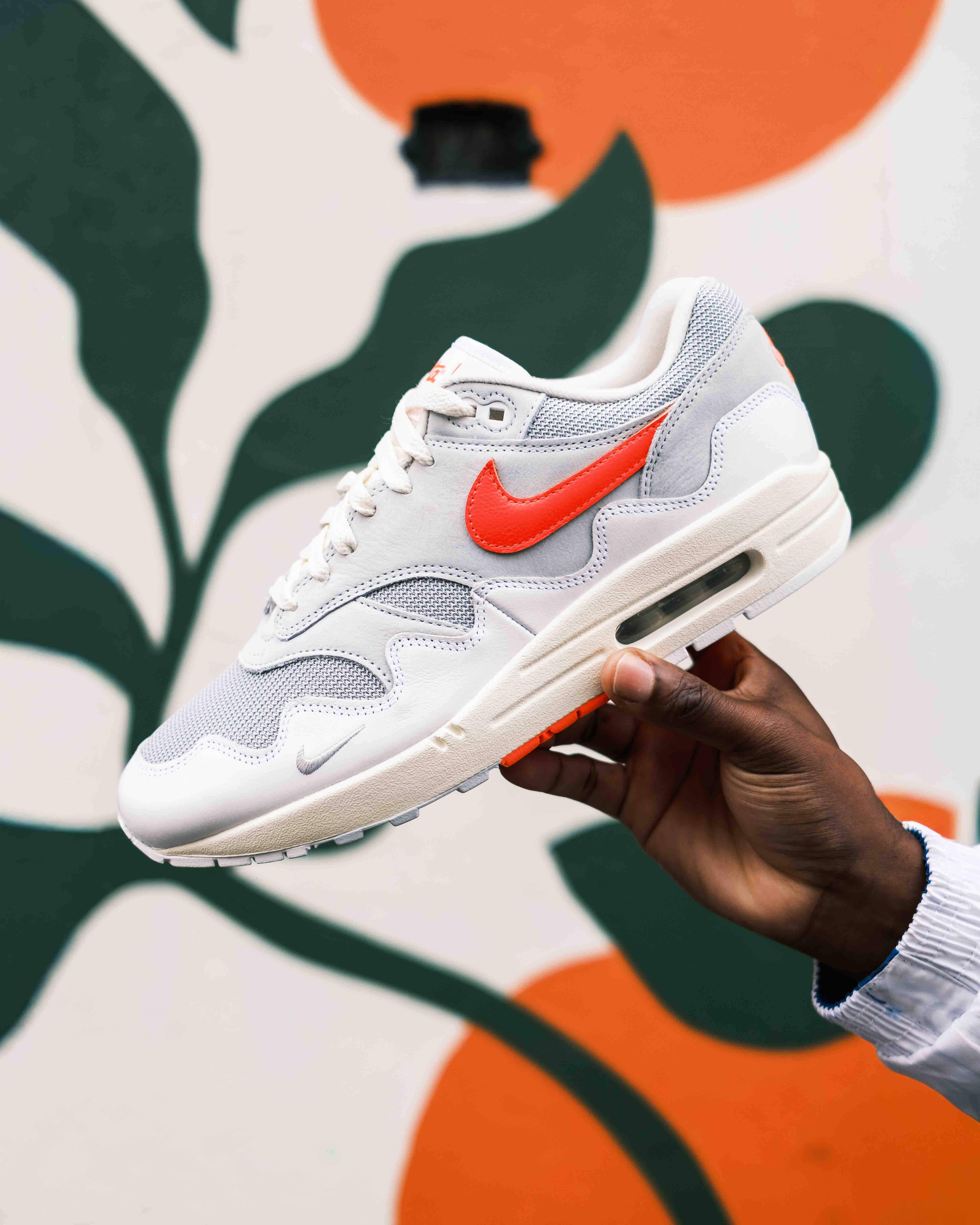 patta x air max 1 hyper crimson