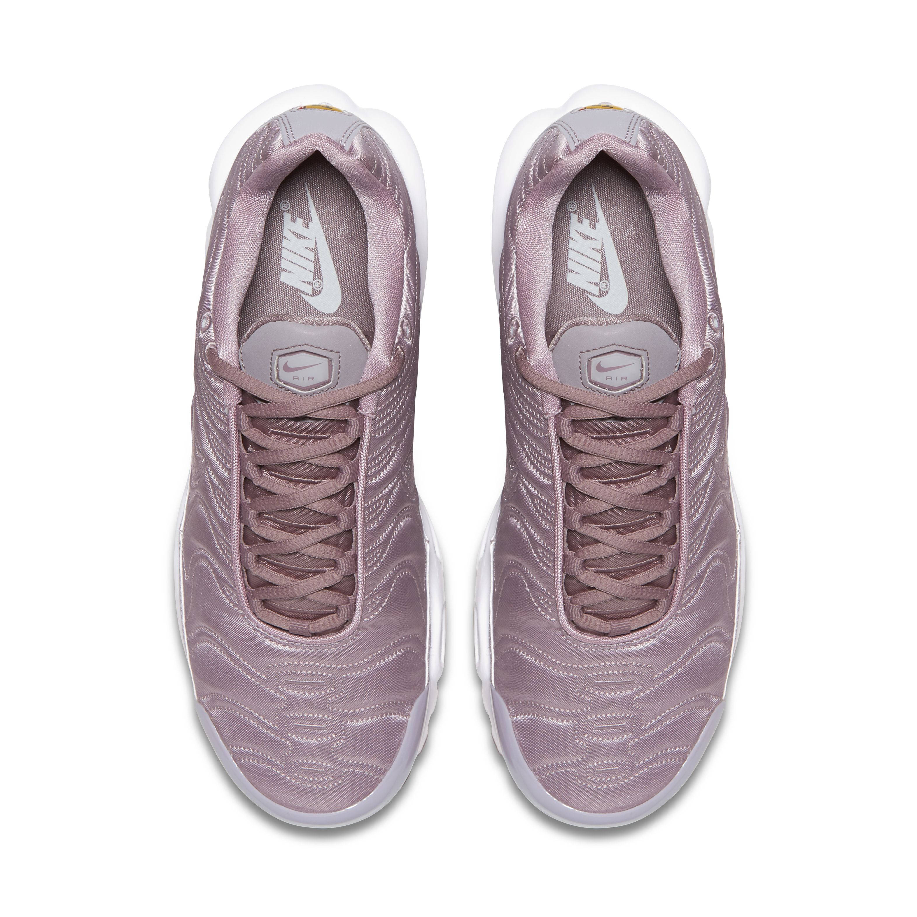 Nike TN Air Max Plus Satin Plum Fog 830768 551 middle