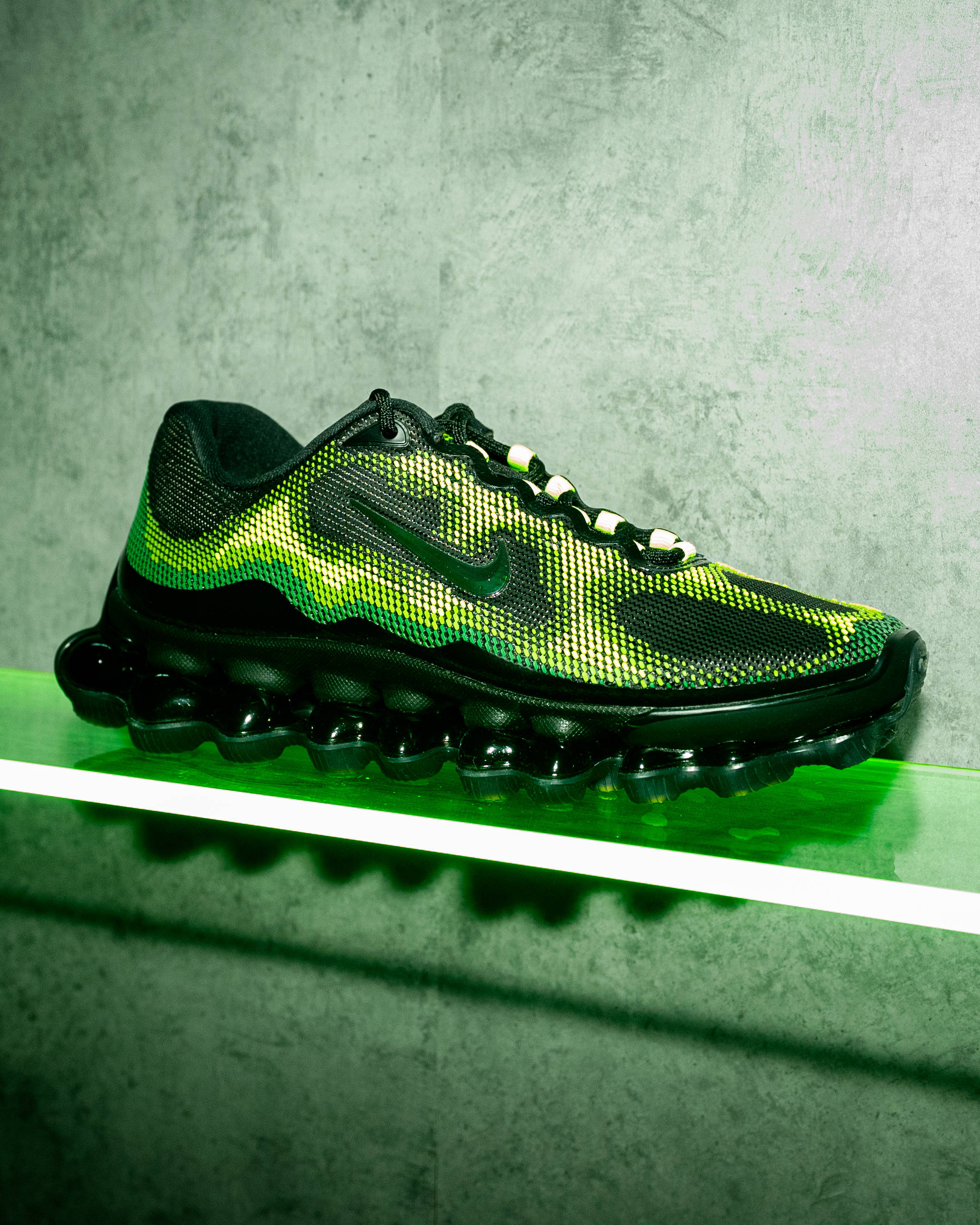 Nike Air Liquid Max Black Green Apple