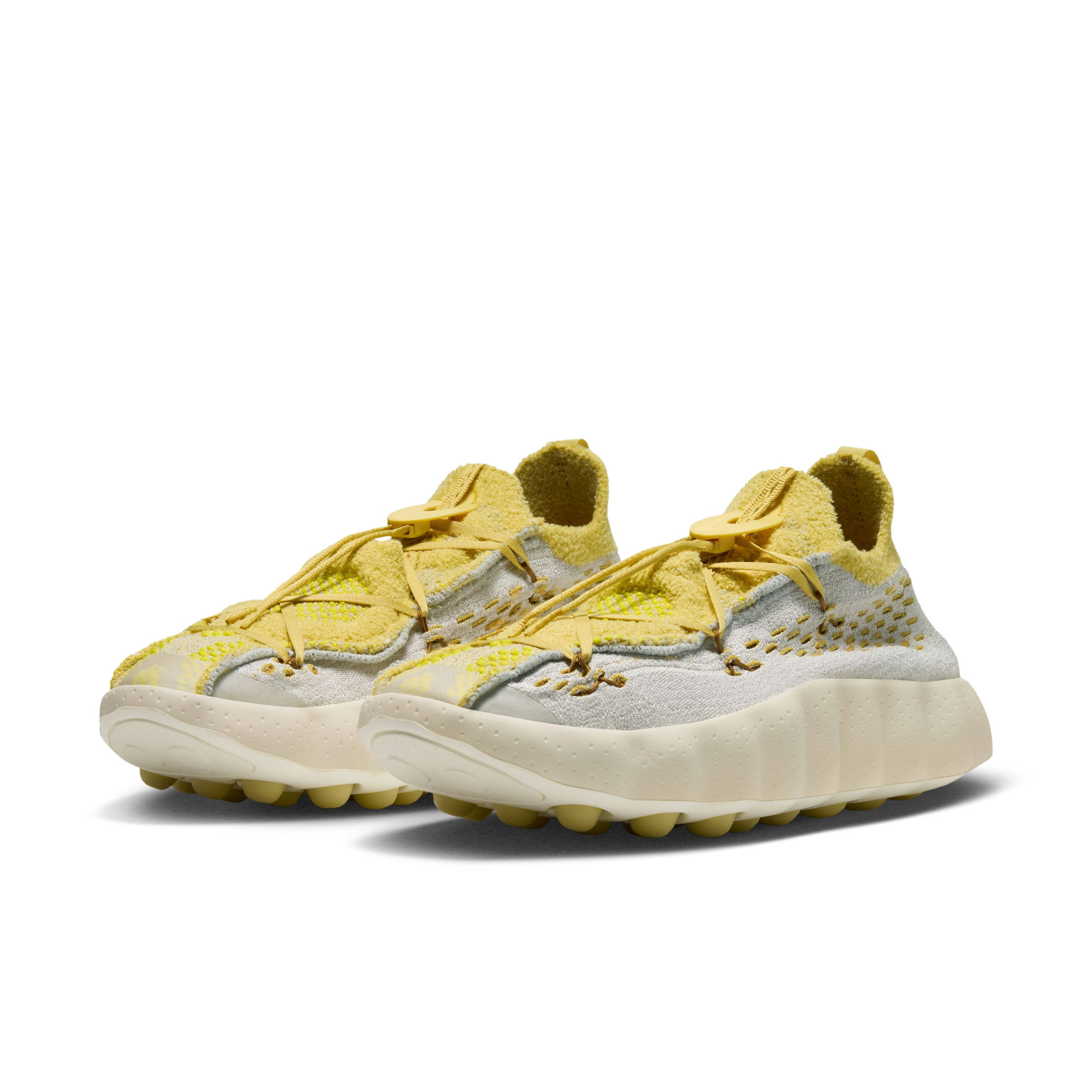 Nike Mind 002 Flyknit Light Bone Saturn Gold IR2176 003 front
